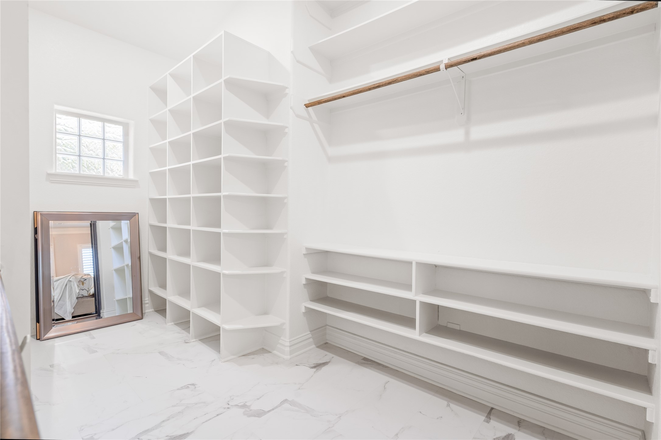 3217 Parkwood Drive Property Photo 14