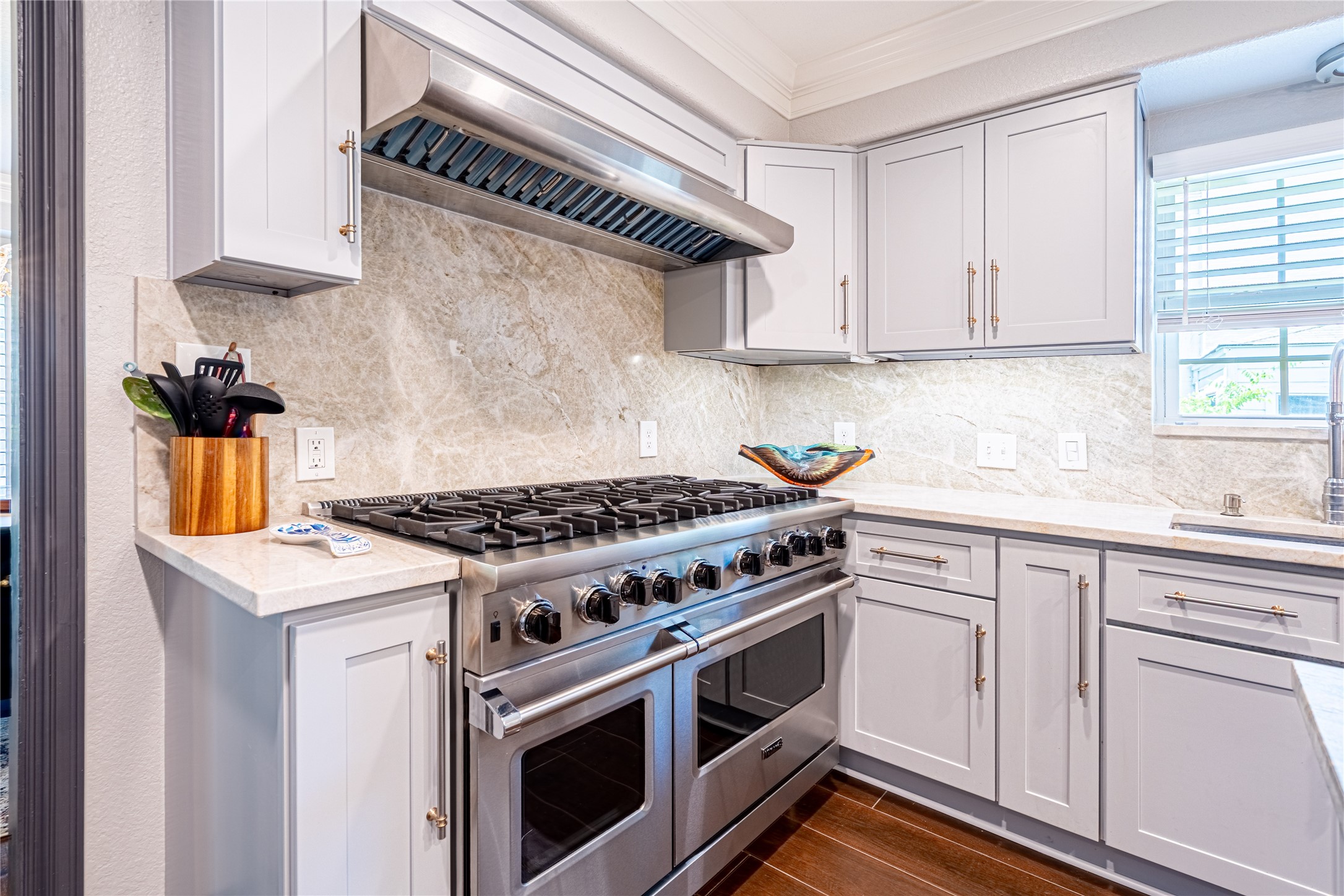 3217 Parkwood Drive Property Photo 20