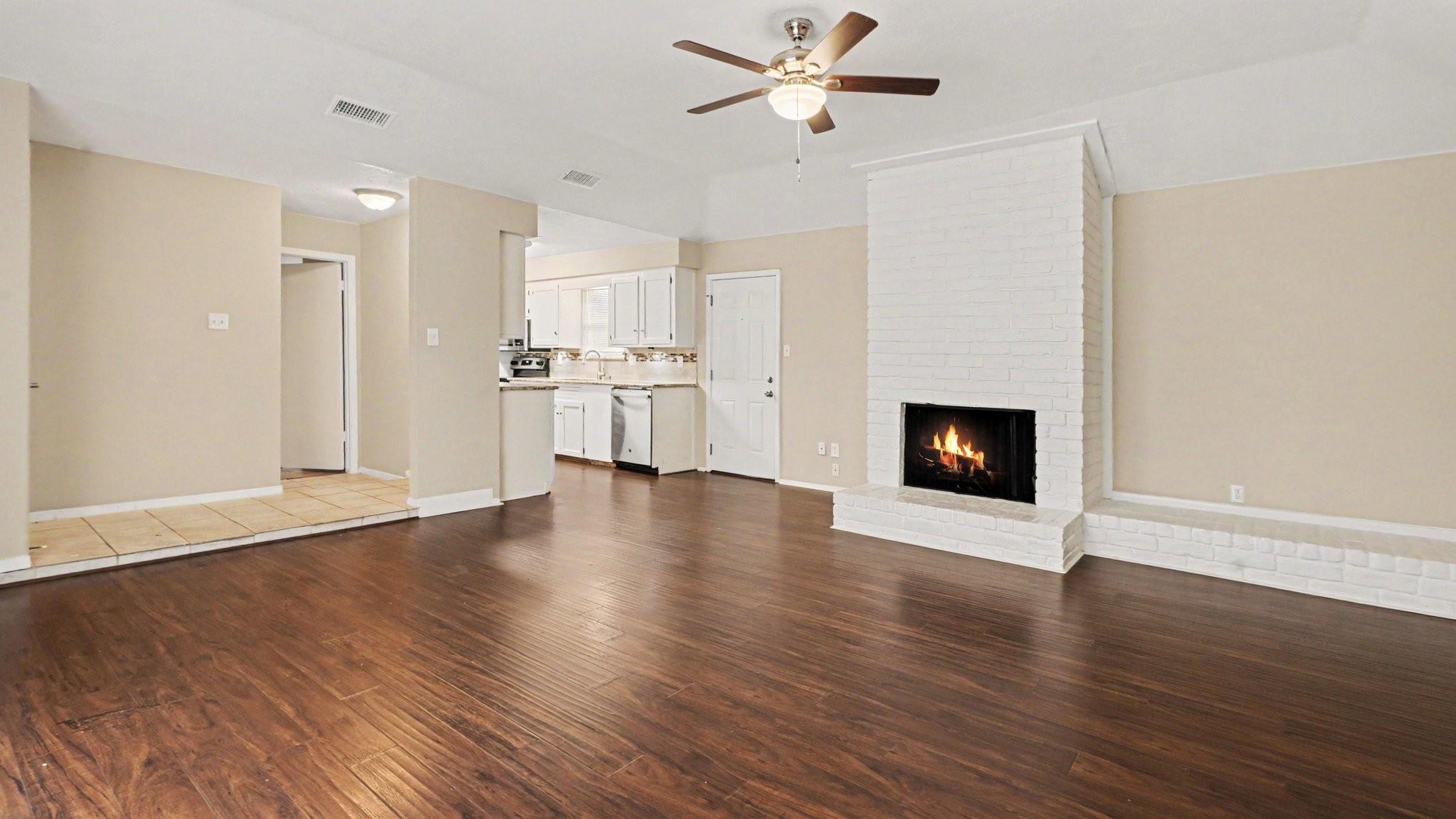 16318 Blackhawk Boulevard Property Photo 5