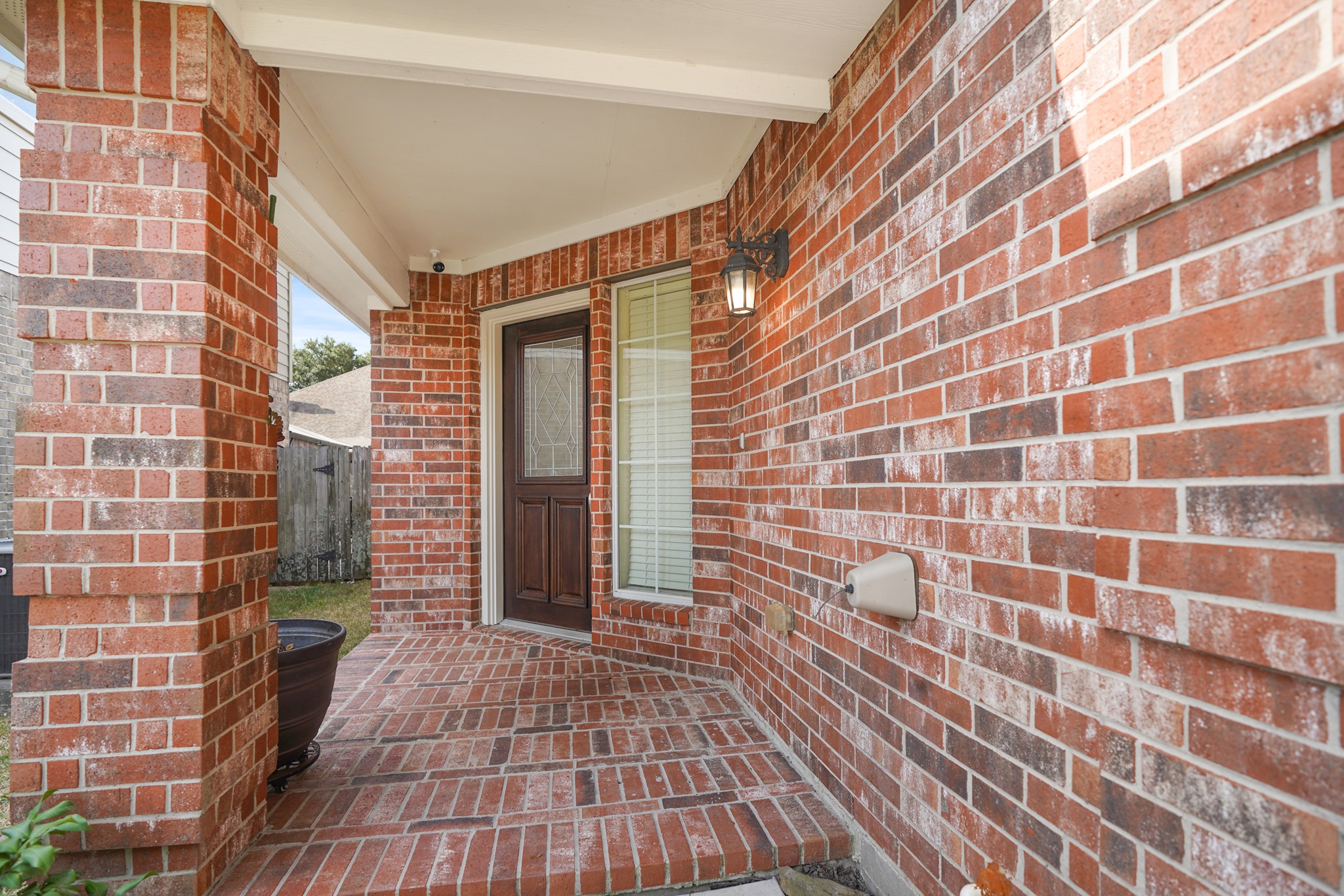 21558 Duke Alexander Drive Property Photo 3