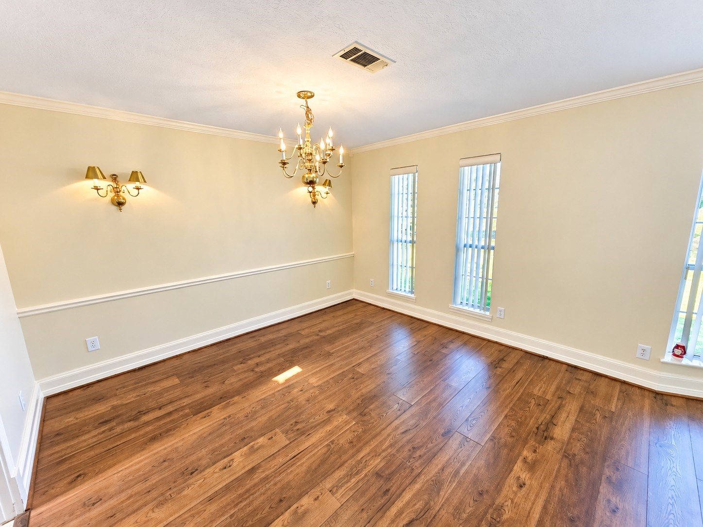 4402 Monteith Drive Property Photo 4