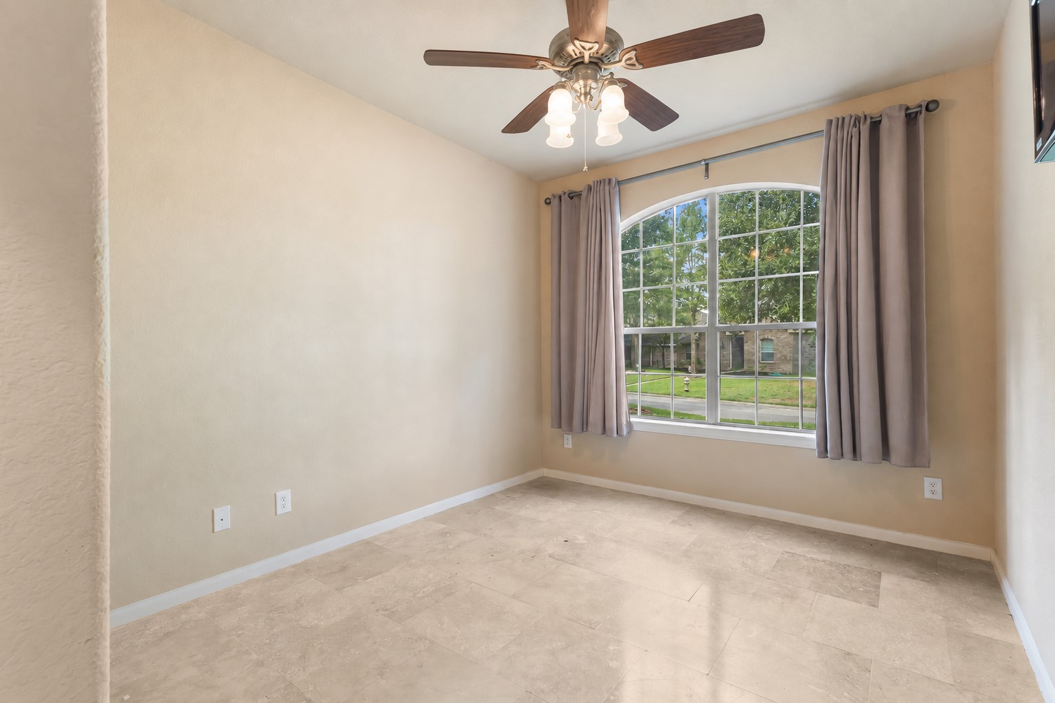 15 Powers Bend Way Property Photo 9