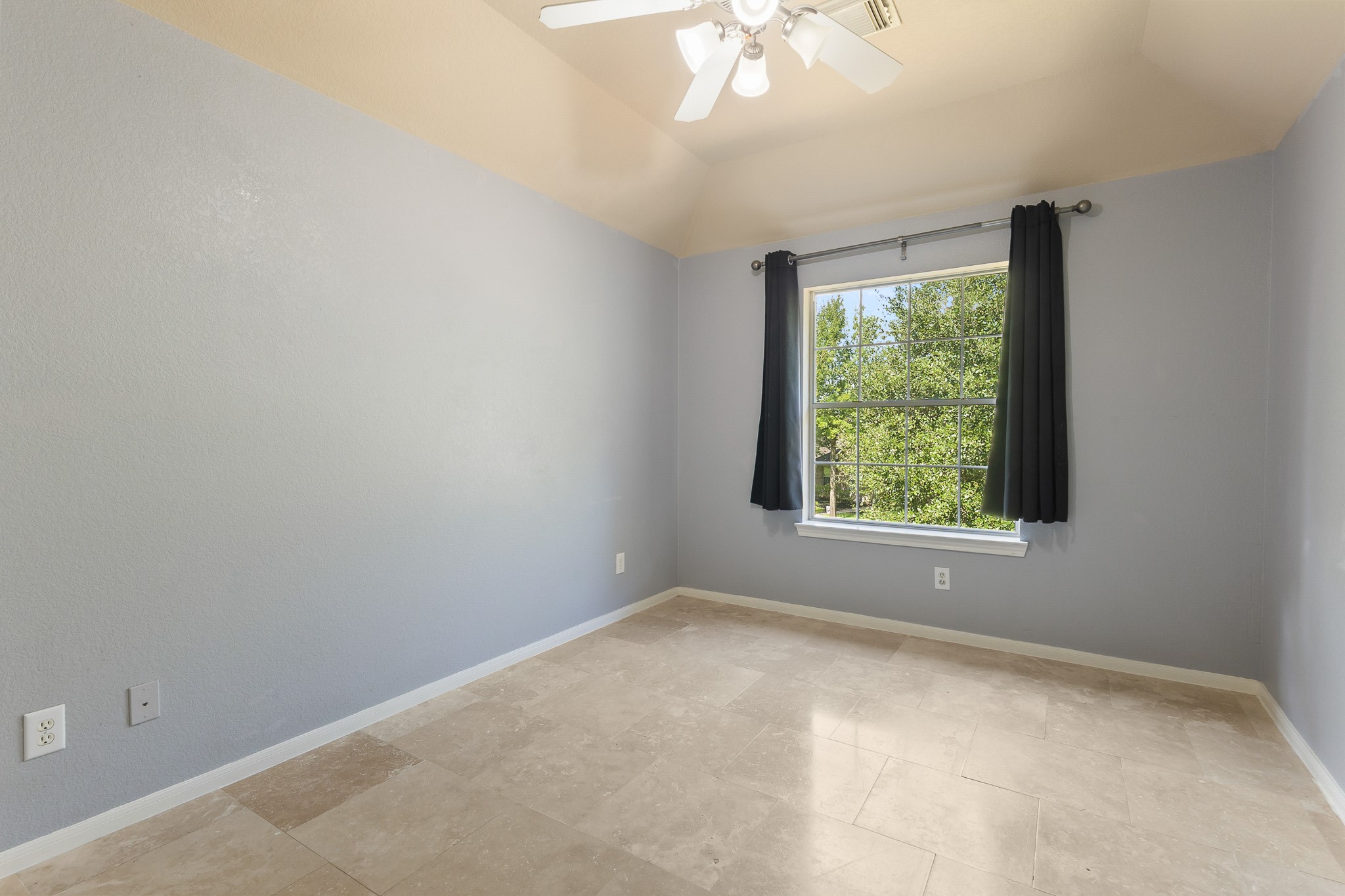 15 Powers Bend Way Property Photo 14
