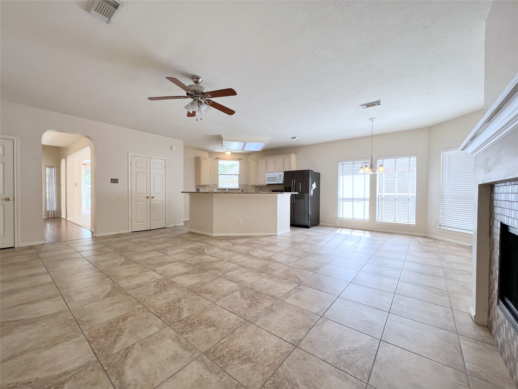 4723 Silverlake Drive Property Photo 9