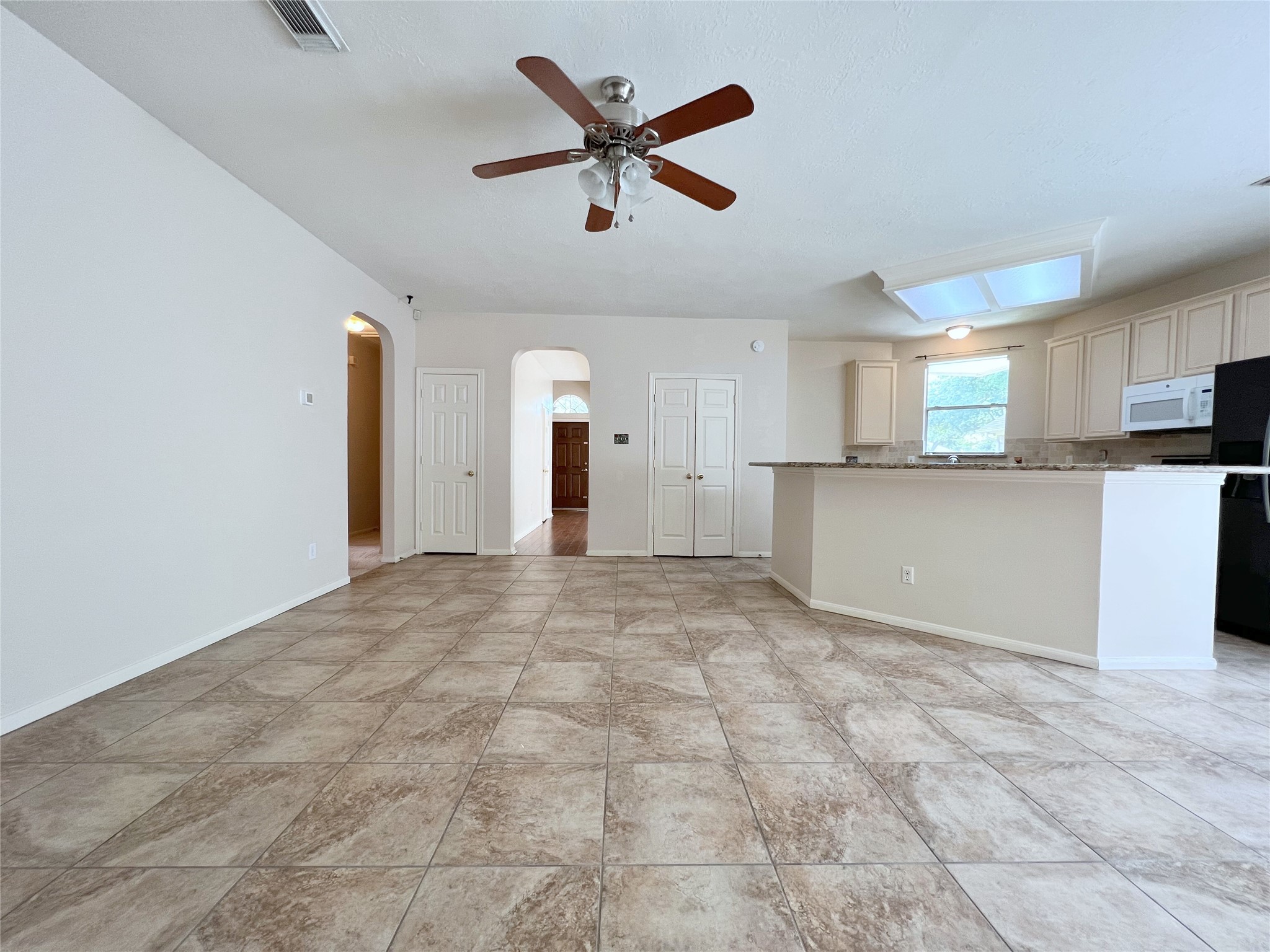 4723 Silverlake Drive Property Photo 10