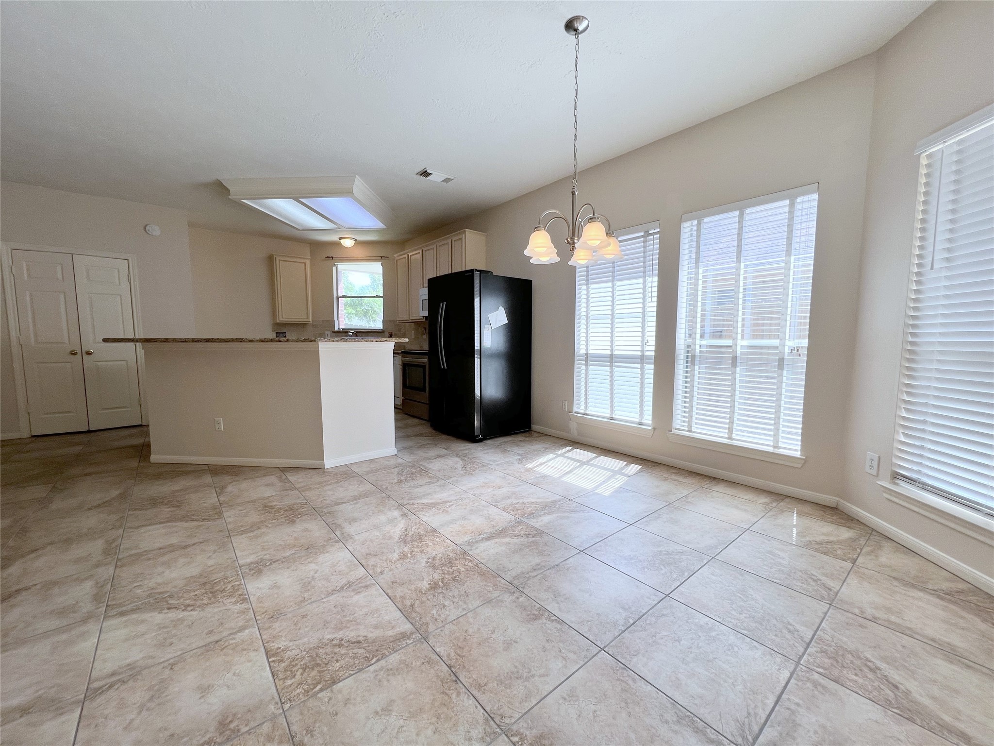 4723 Silverlake Drive Property Photo 11
