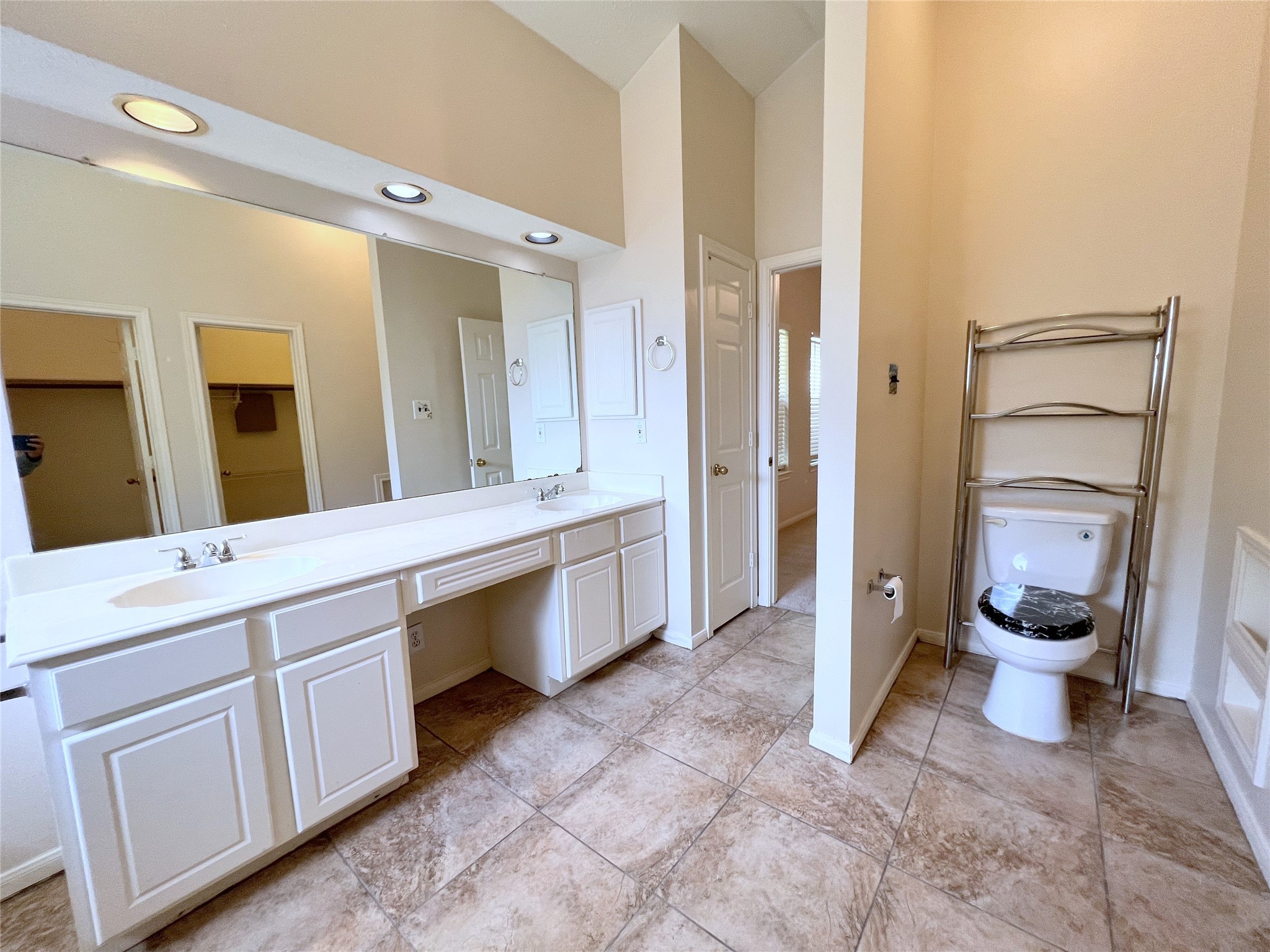 4723 Silverlake Drive Property Photo 22