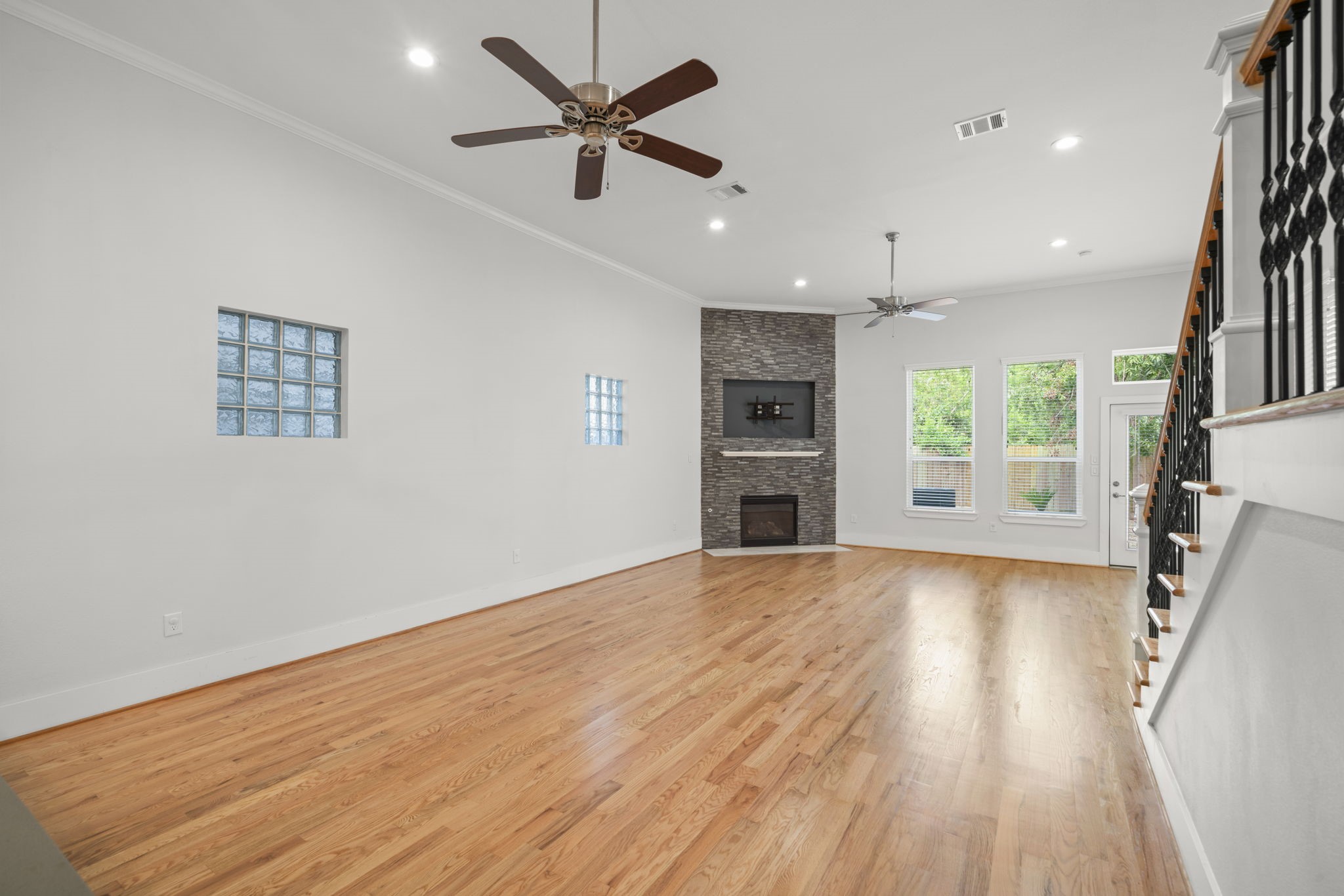 206 Burr Street A Property Photo 16