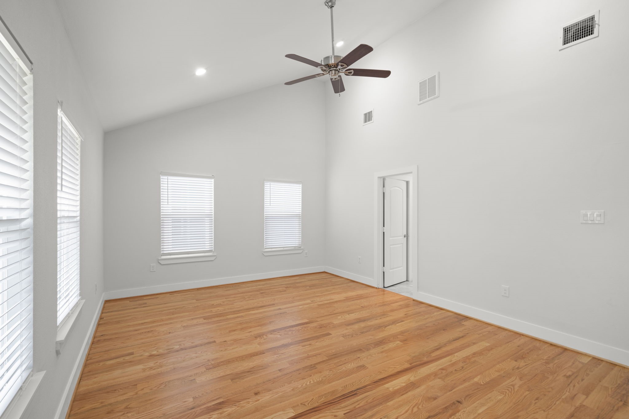 206 Burr Street A Property Photo 29