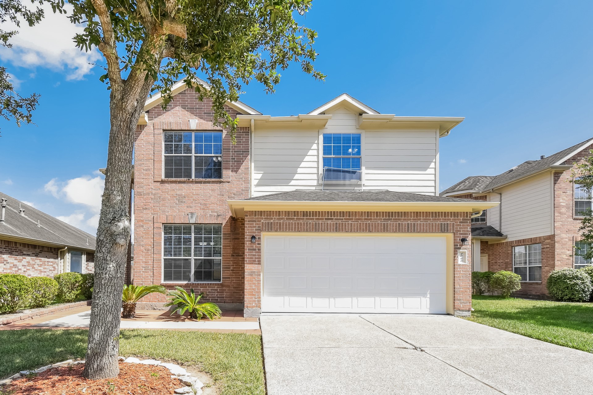 1060 Cabot Cove Property Photo 1