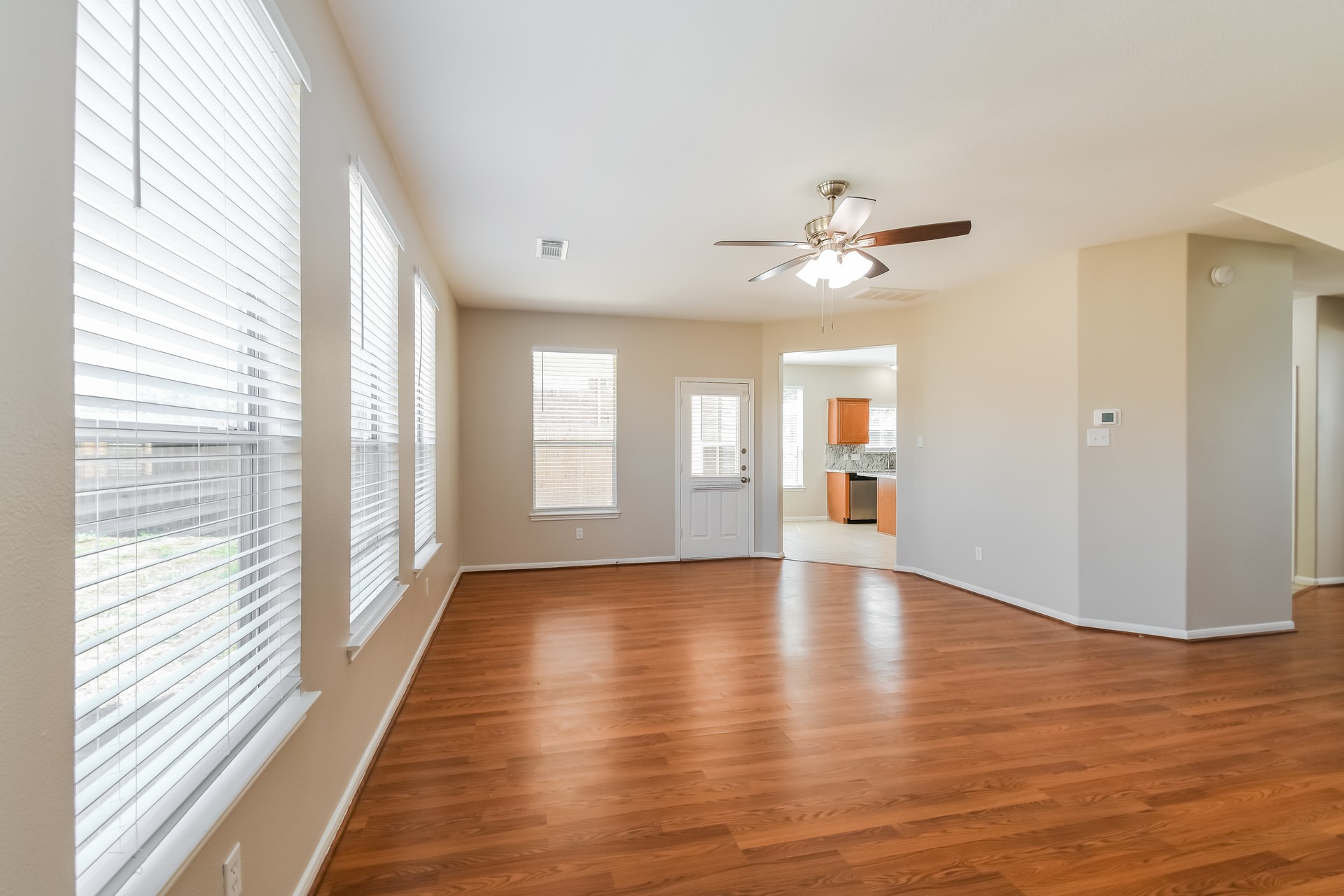 1060 Cabot Cove Property Photo 5