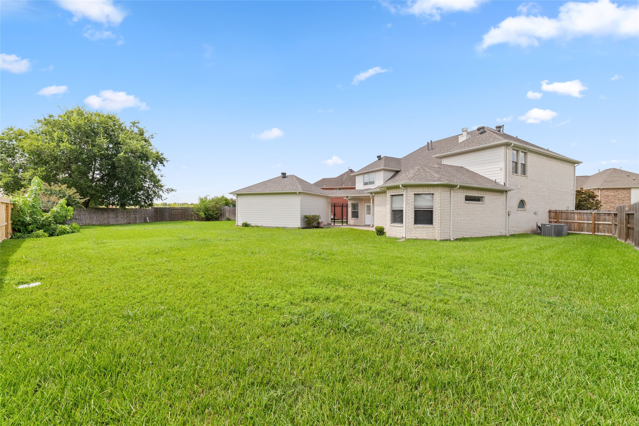 15319 Leila Bend Drive Property Photo 39
