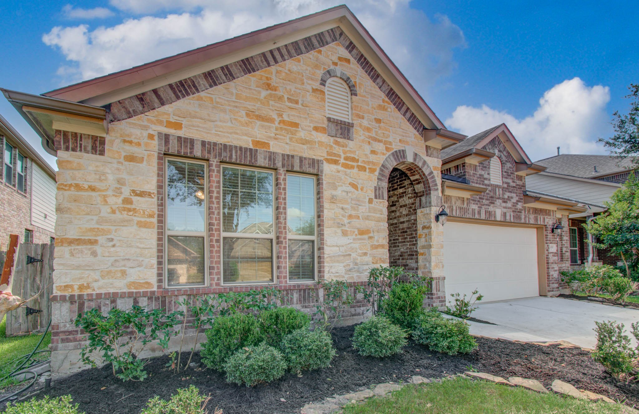 6030 Clymer Meadow Property Photo 4