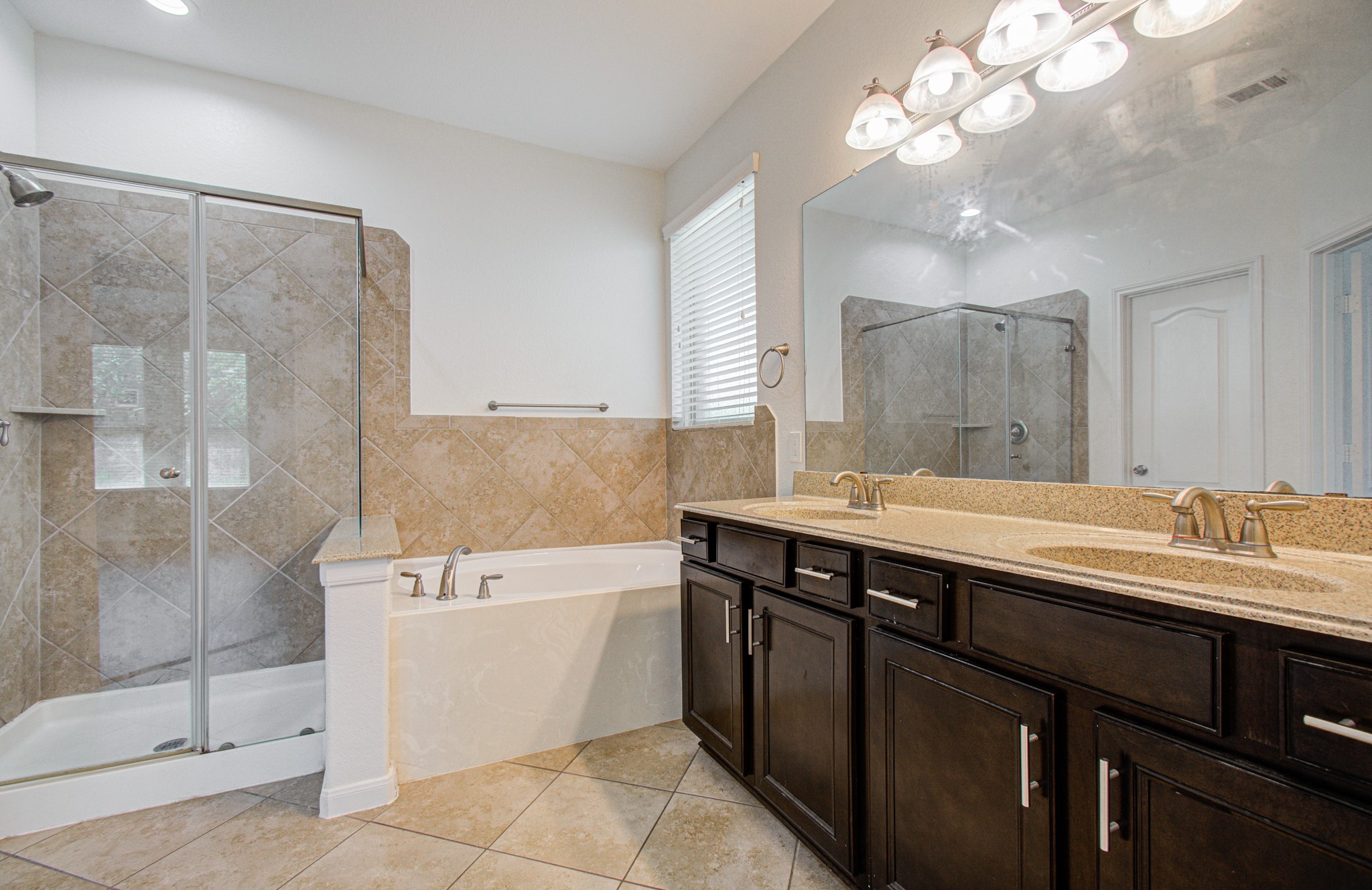 6030 Clymer Meadow Property Photo 23