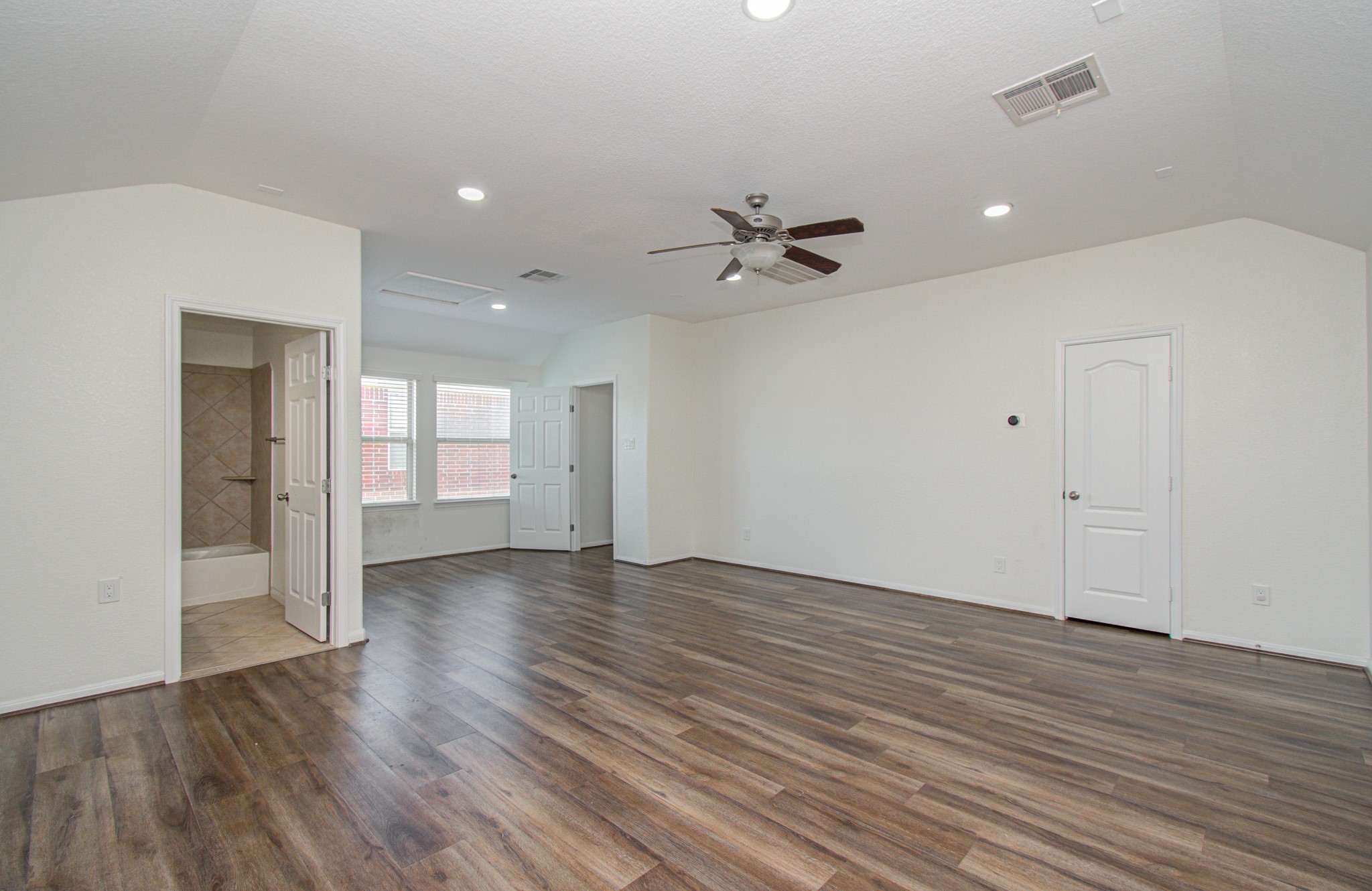 6030 Clymer Meadow Property Photo 39