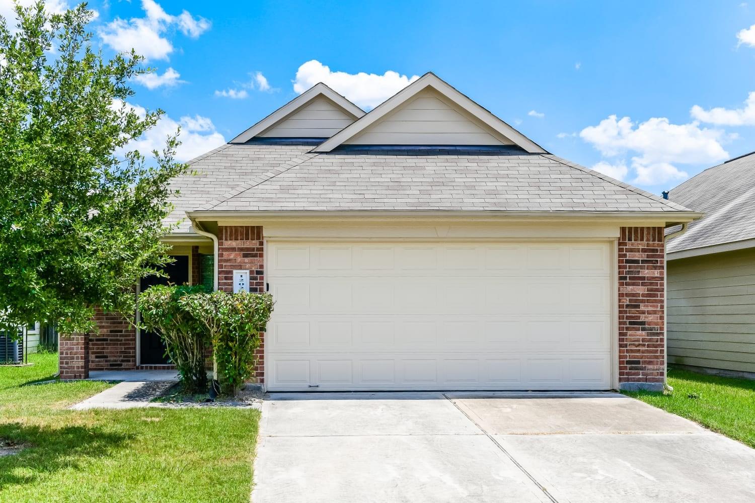 12022 Gregory Crossing Way Property Photo 1