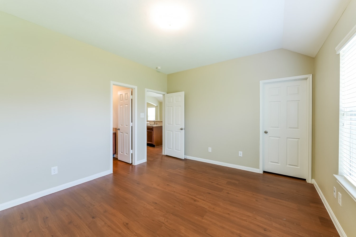 12022 Gregory Crossing Way Property Photo 13