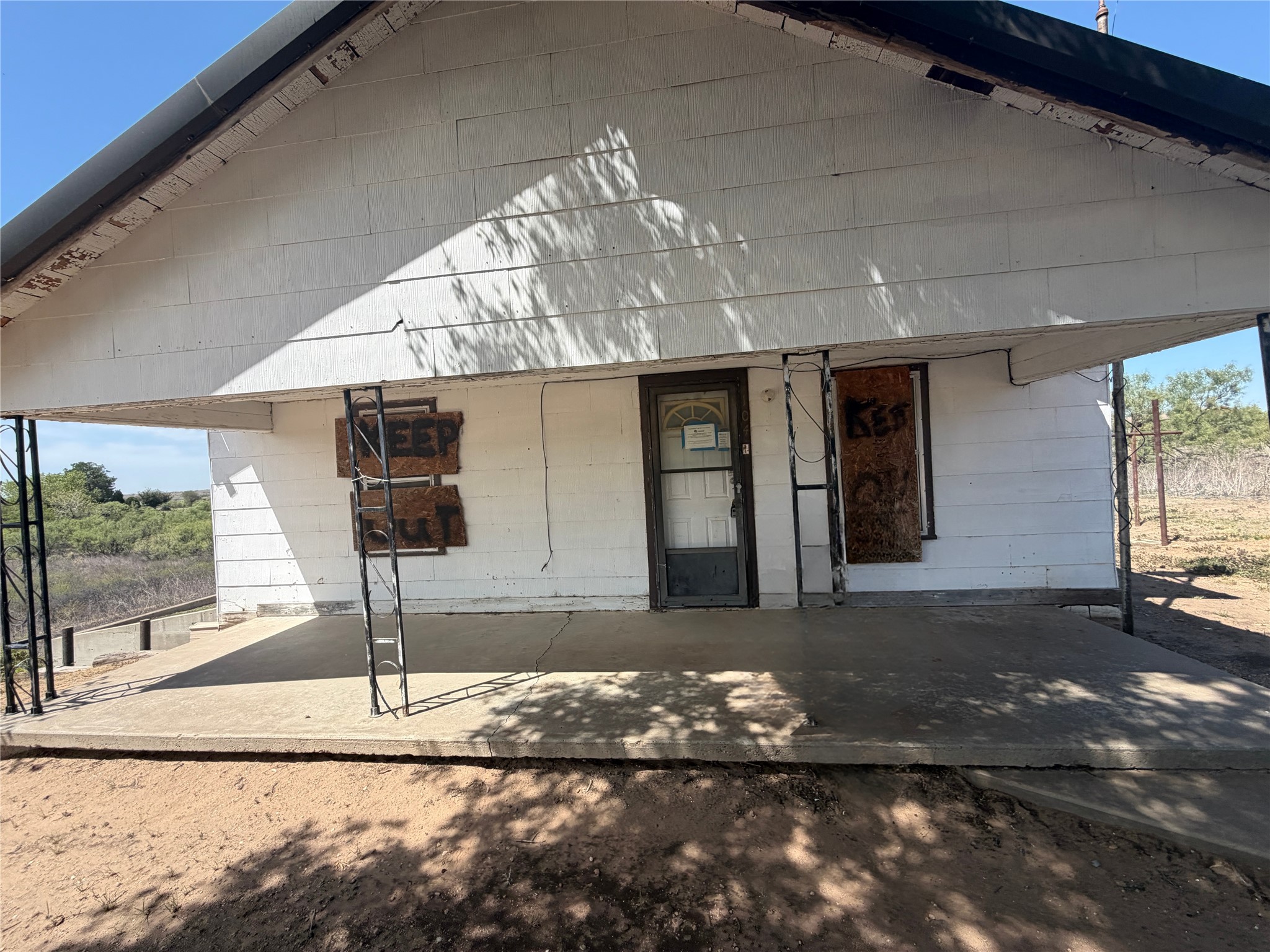 104 3rd Street Property Photo 1