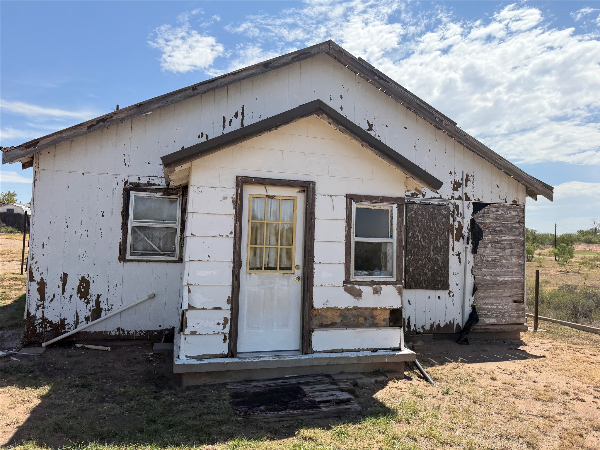 104 3rd Street Property Photo 6