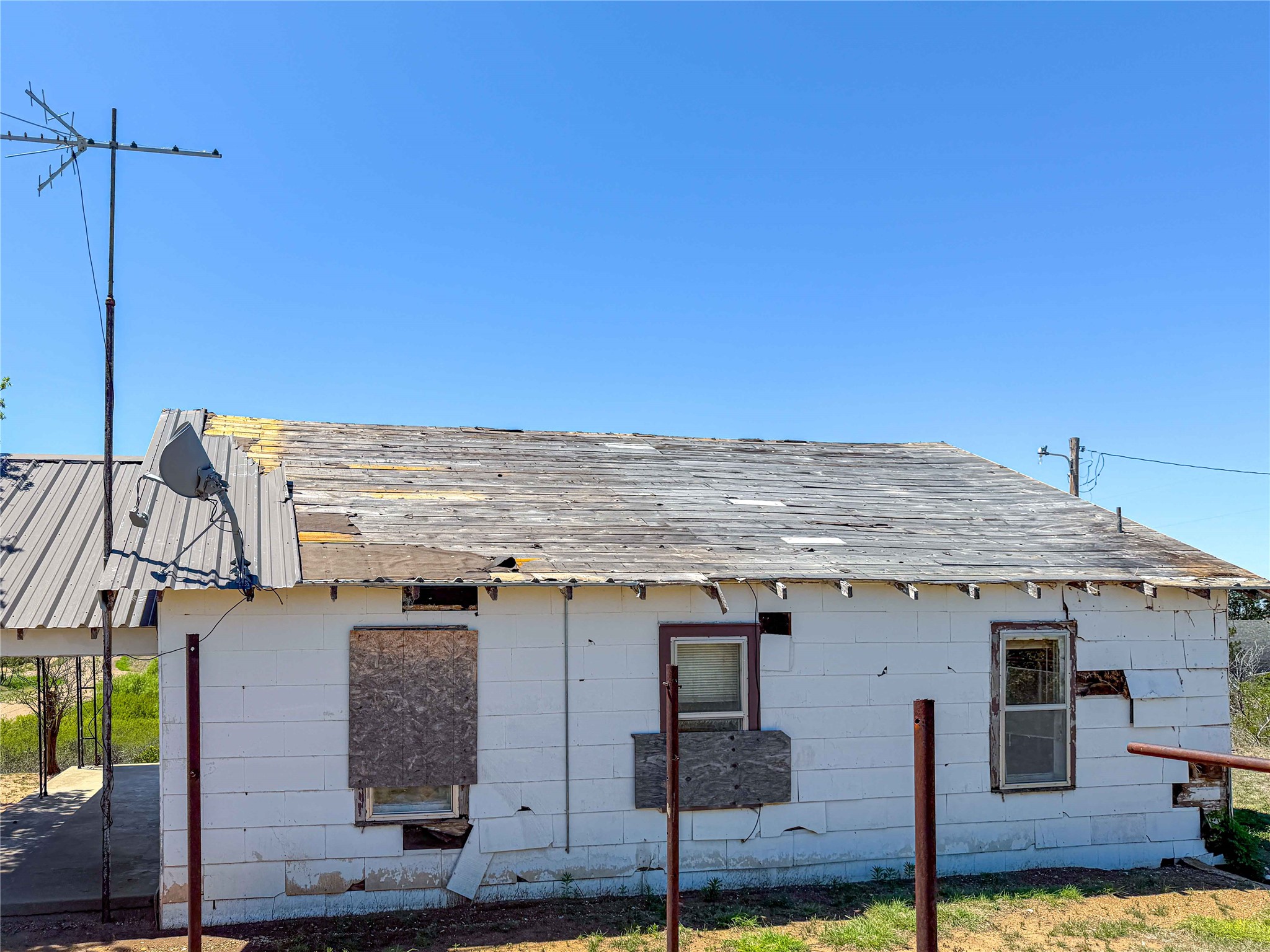 104 3rd Street Property Photo 8