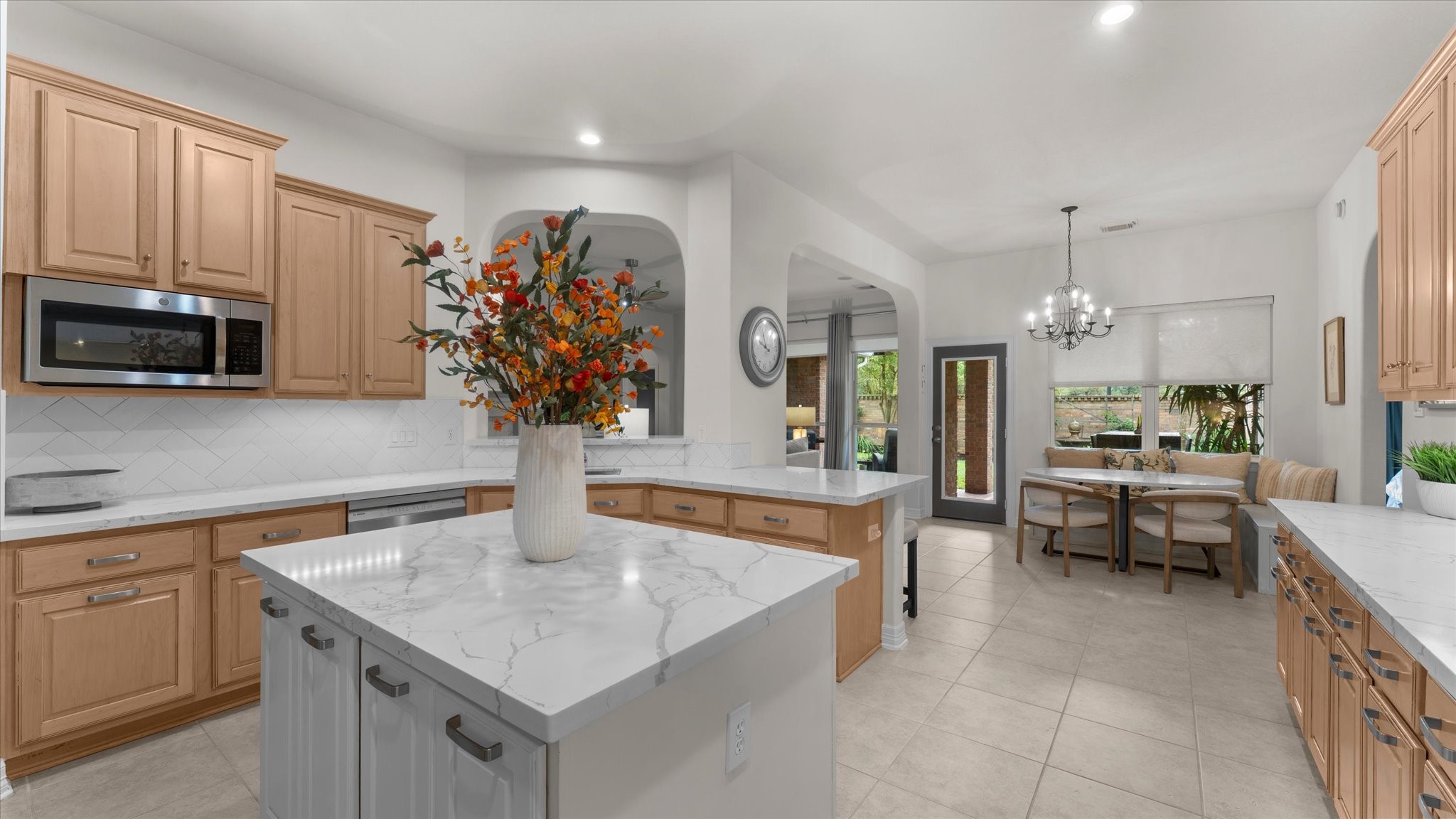 7406 Stonebridge Creek Lane Property Photo 15