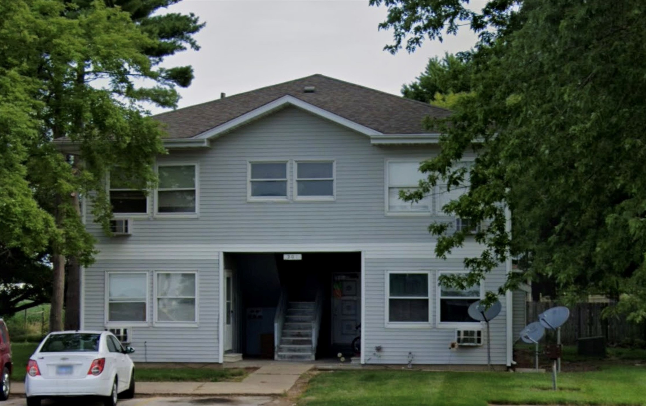 207 Stringtown Rd Property Photo 1