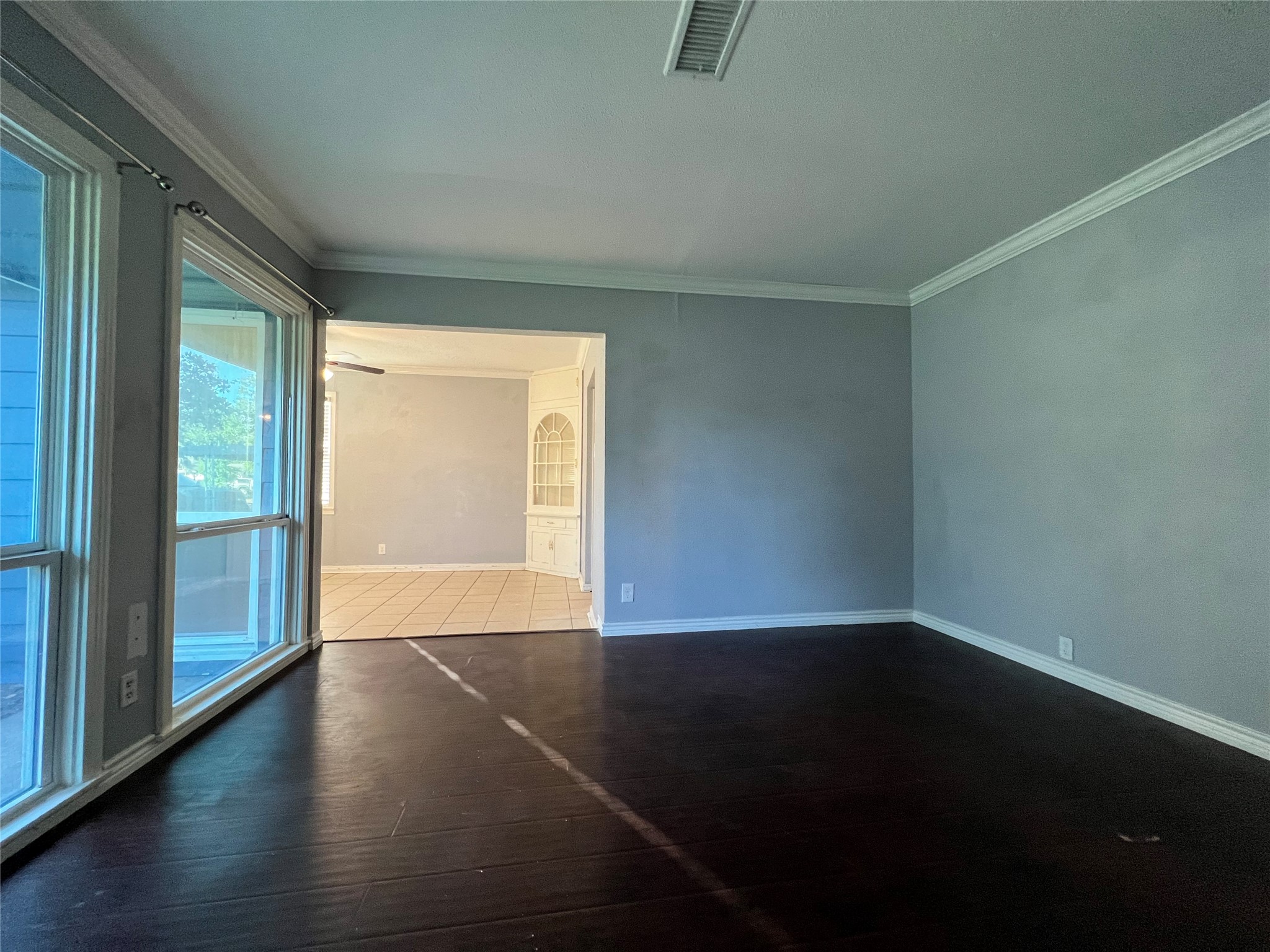 4003 Erby Street Property Photo 4