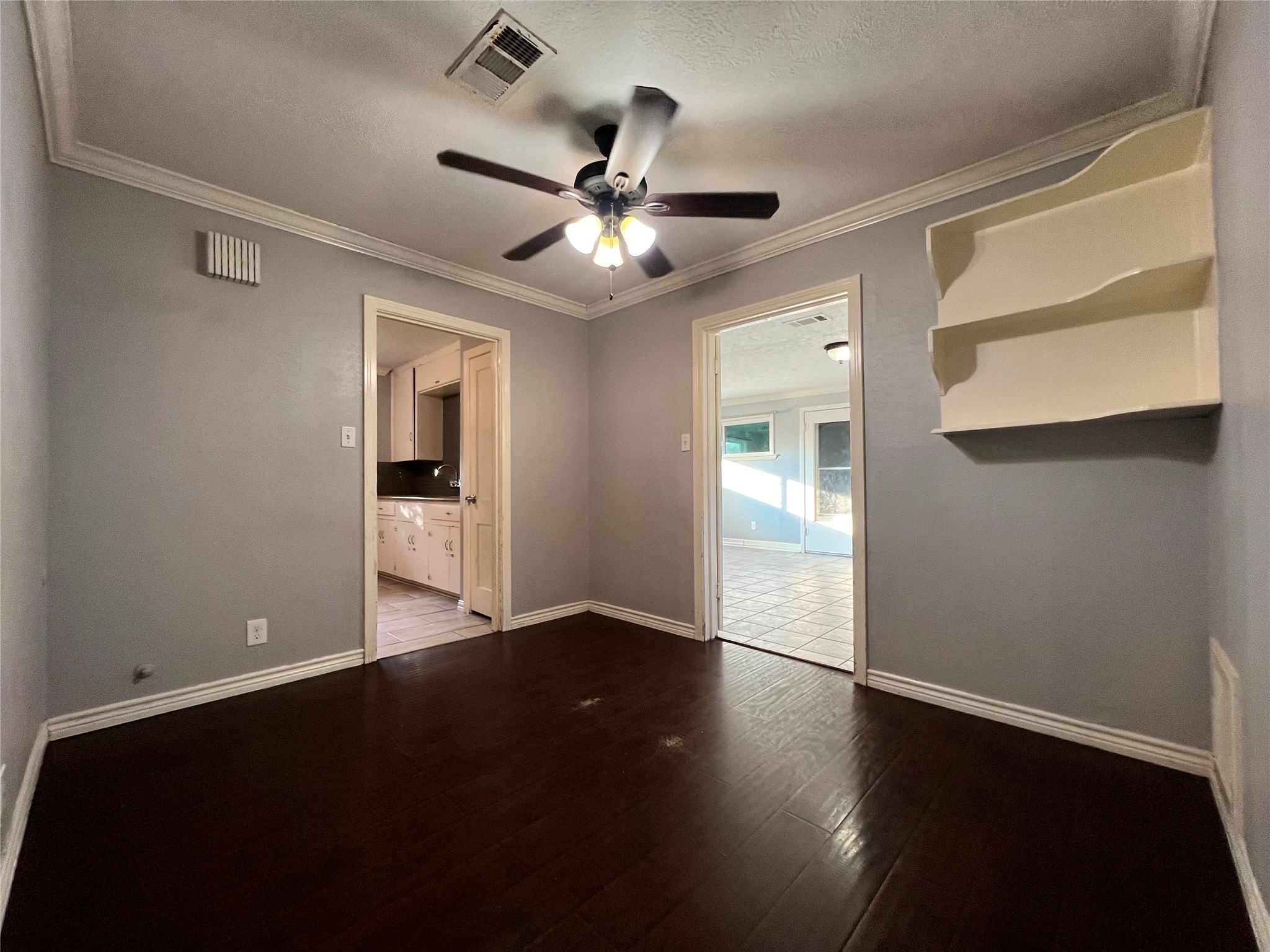 4003 Erby Street Property Photo 6