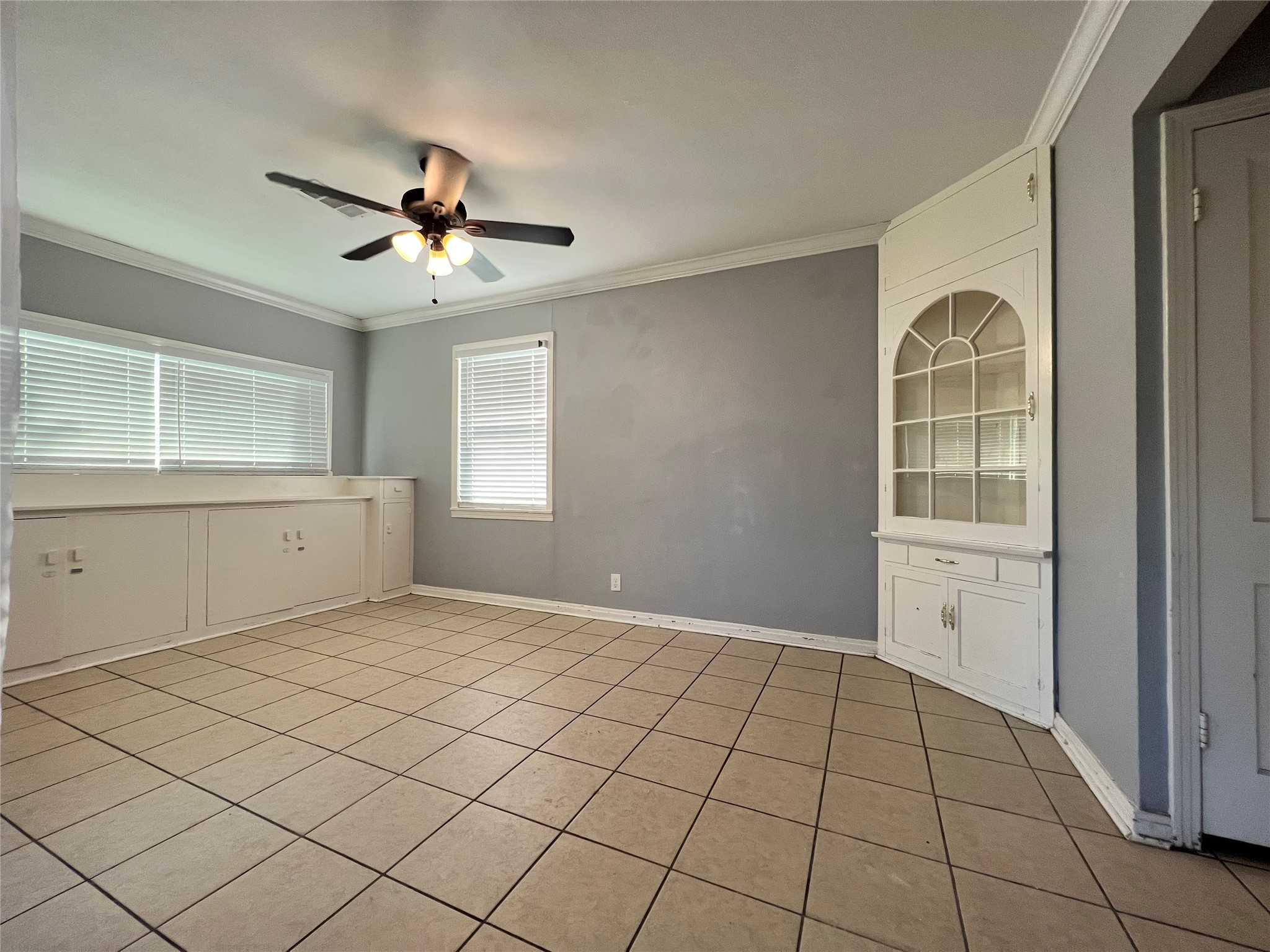 4003 Erby Street Property Photo 9