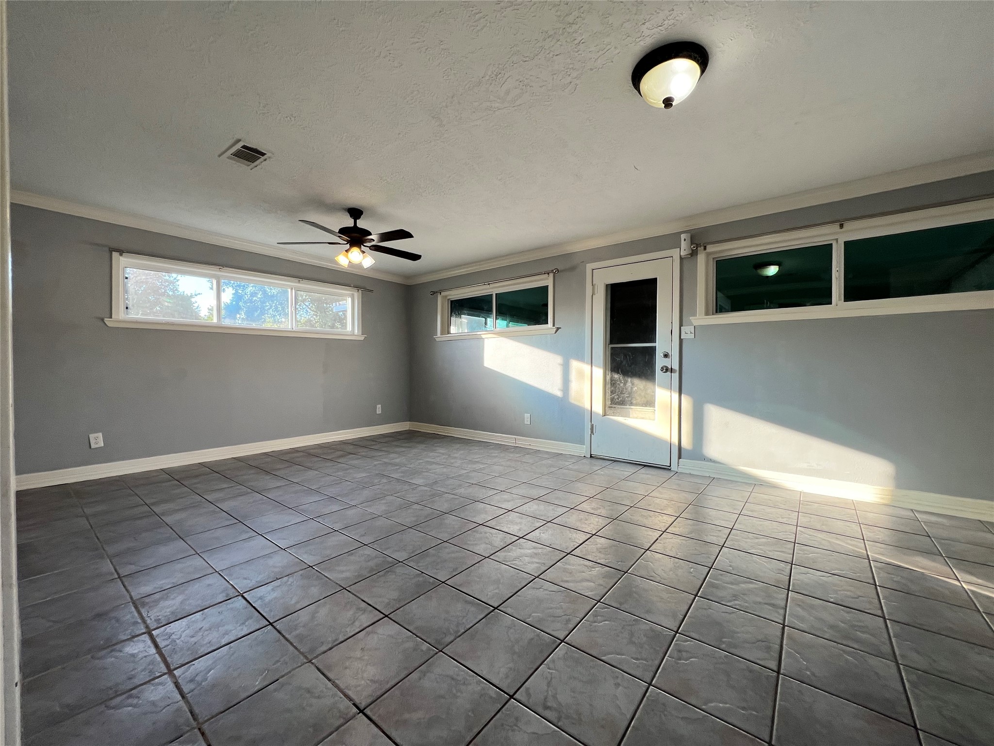 4003 Erby Street Property Photo 13