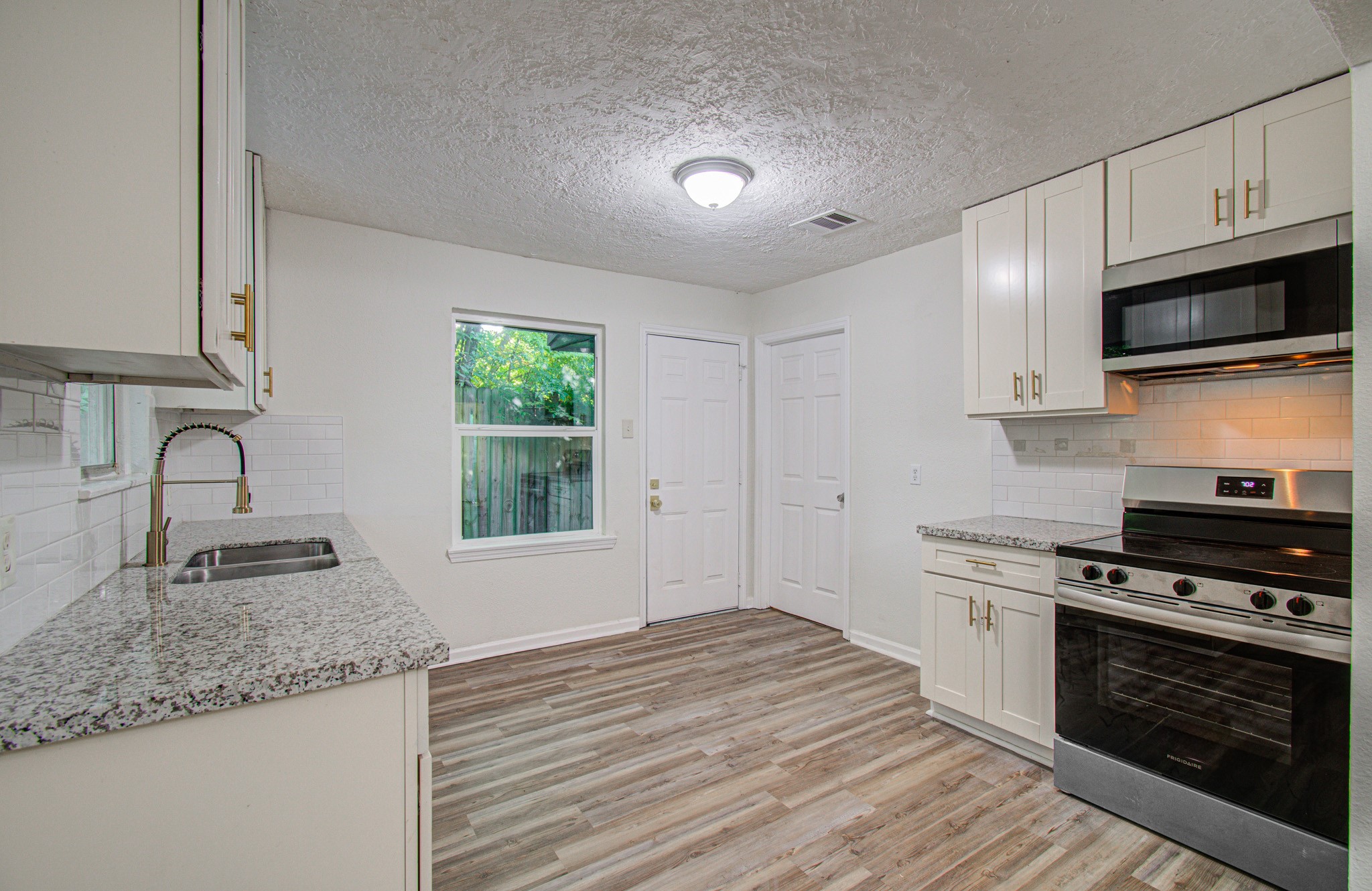 5634 Ridgeway Drive Property Photo 23