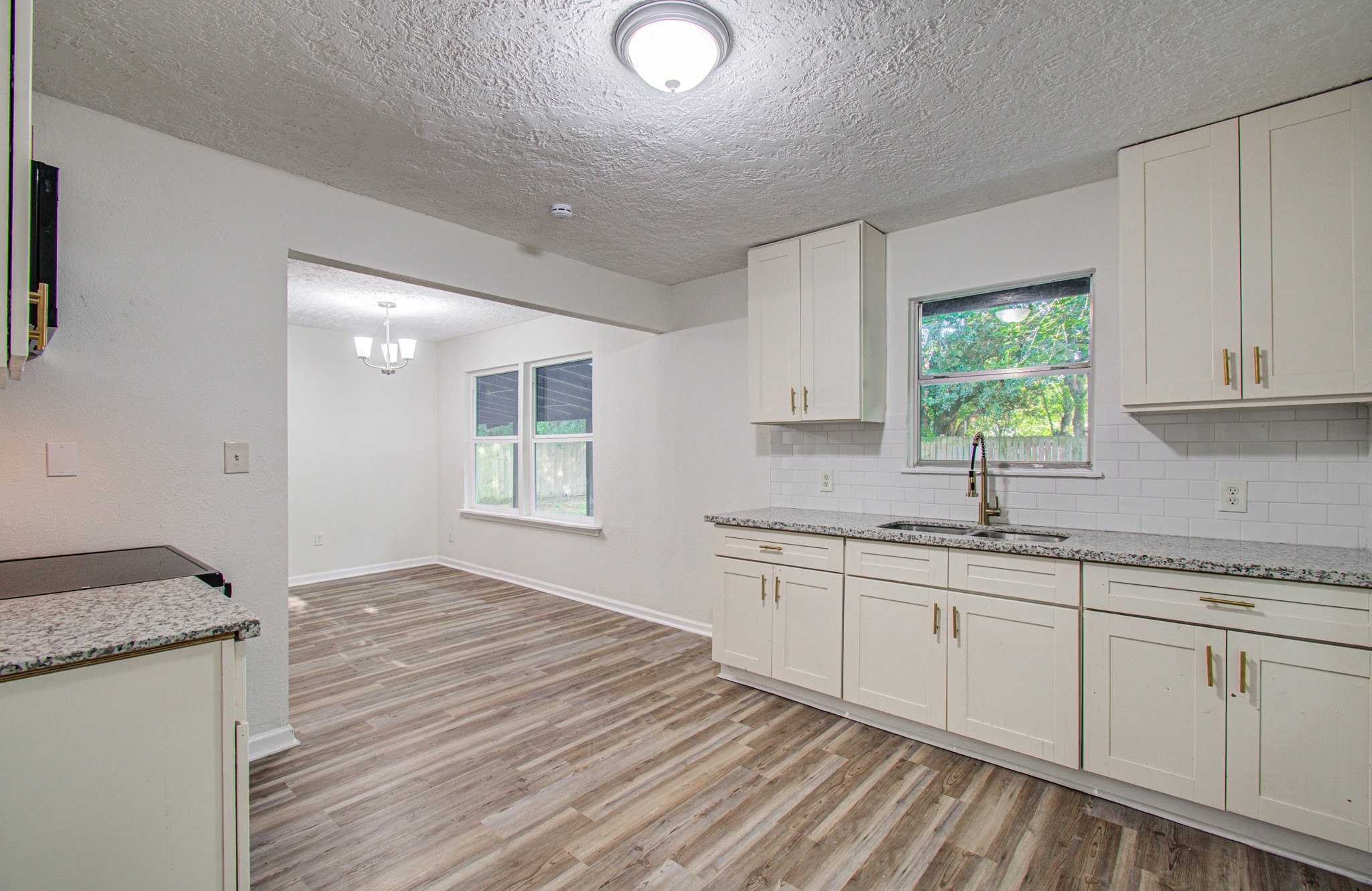 5634 Ridgeway Drive Property Photo 24