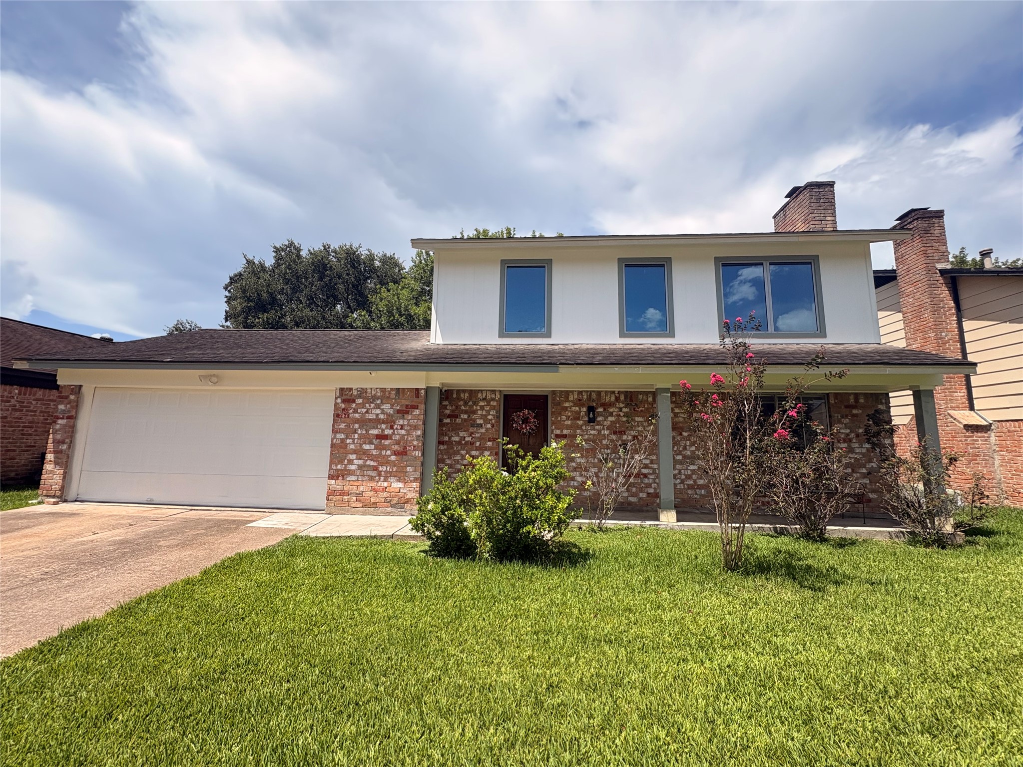 2118 Hilton Head Drive Property Photo 1