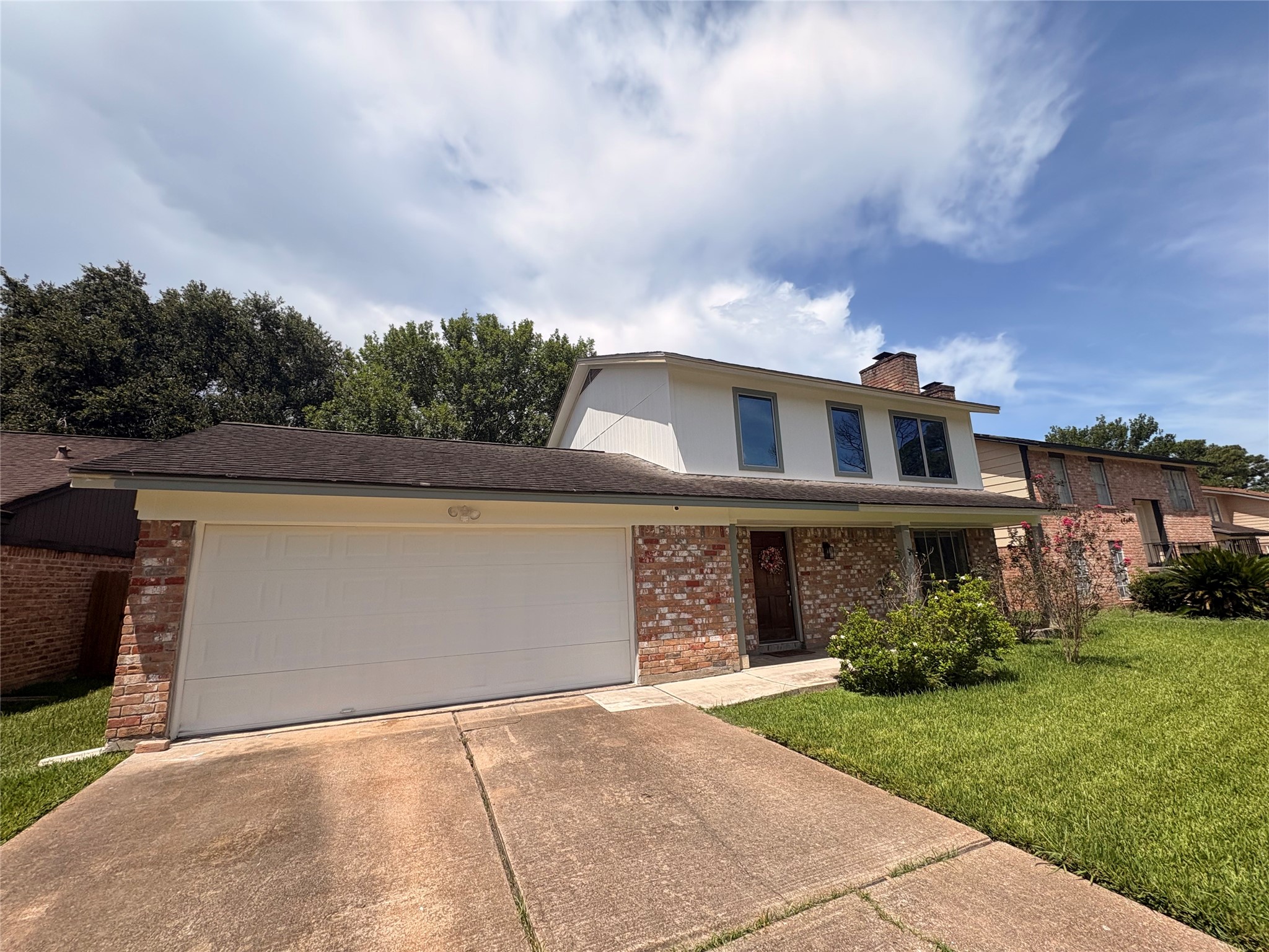 2118 Hilton Head Drive Property Photo 2
