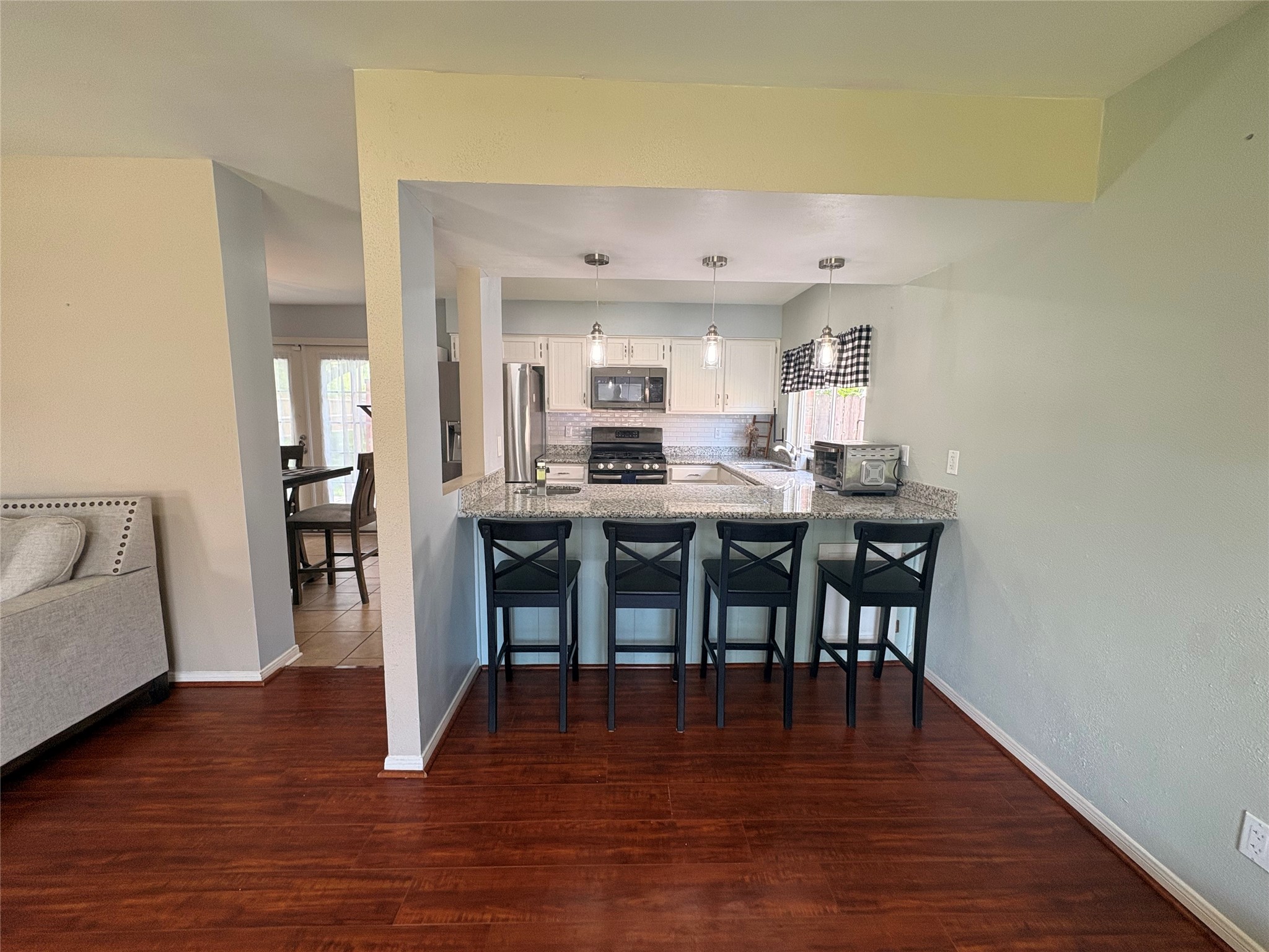 2118 Hilton Head Drive Property Photo 9