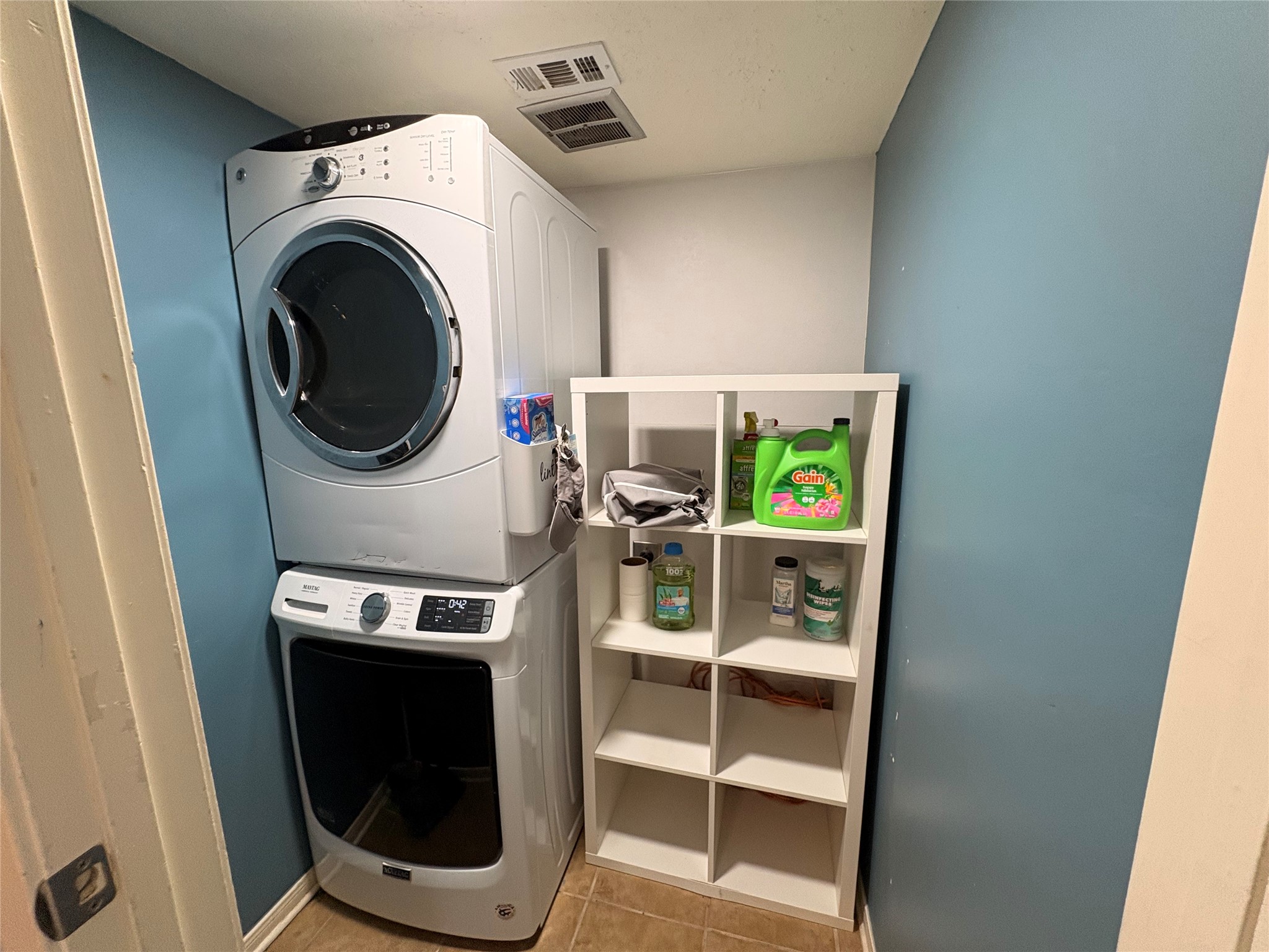 2118 Hilton Head Drive Property Photo 10