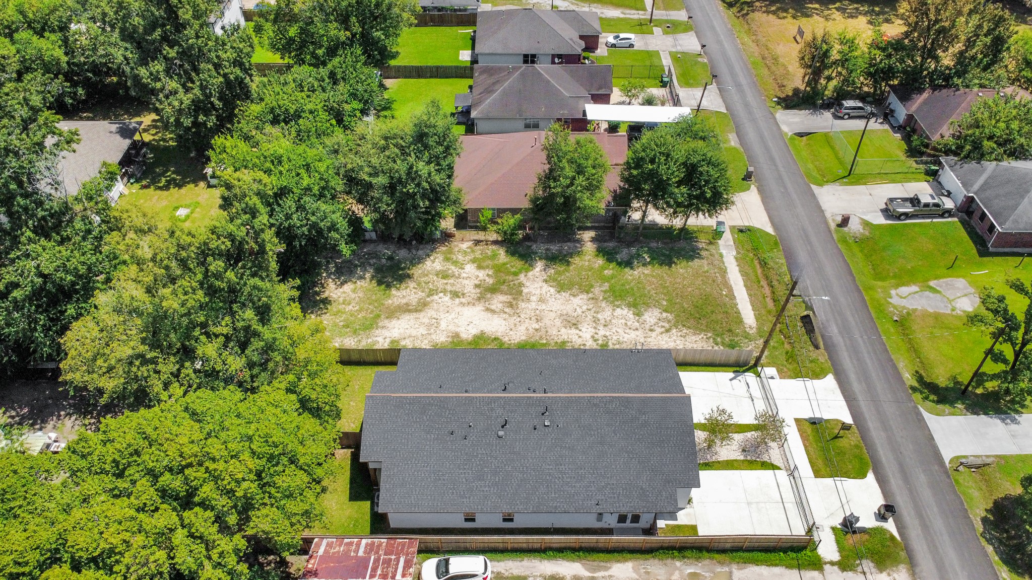 8113 Hamlet Street Property Photo 4