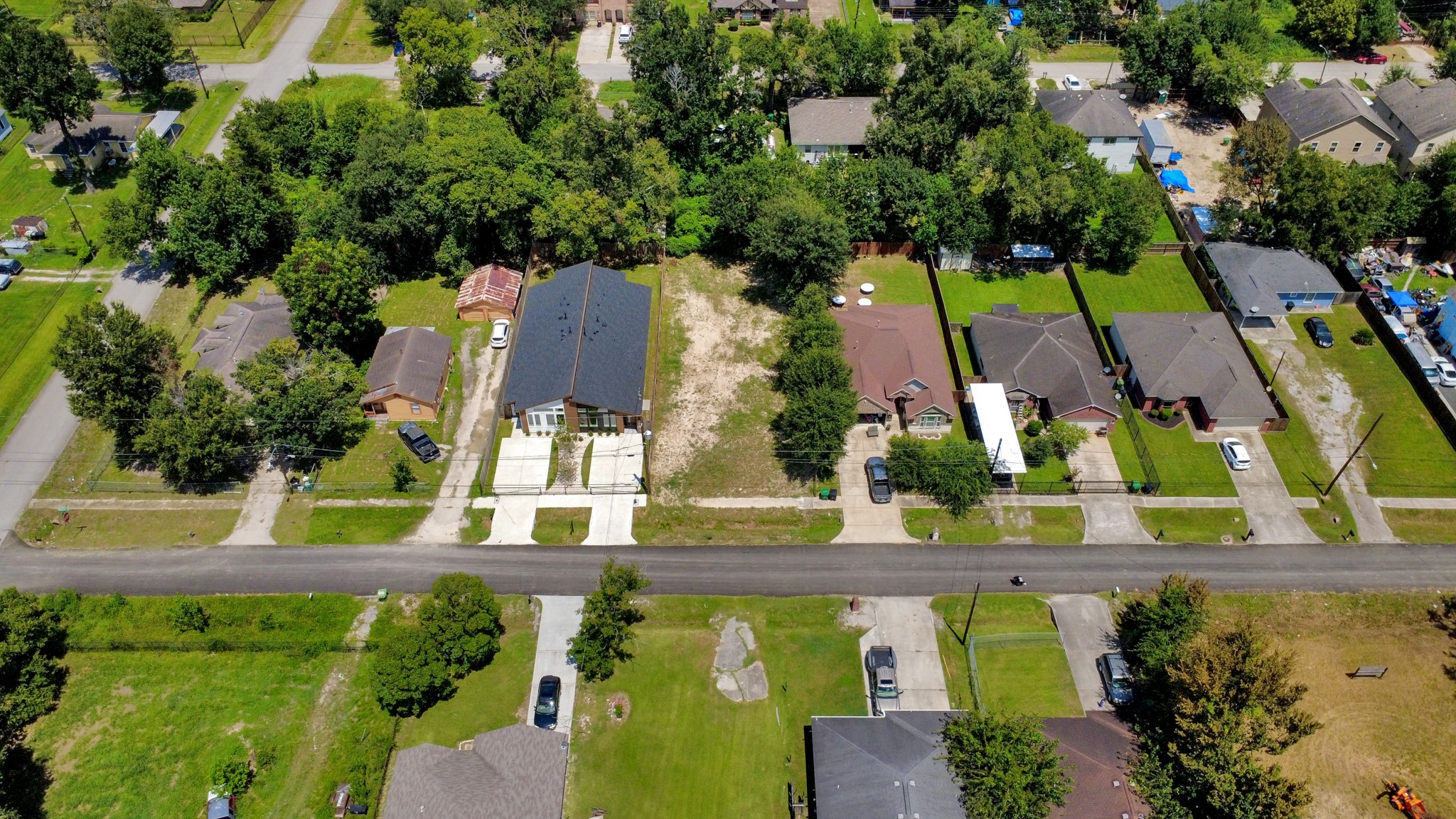 8113 Hamlet Street Property Photo 10