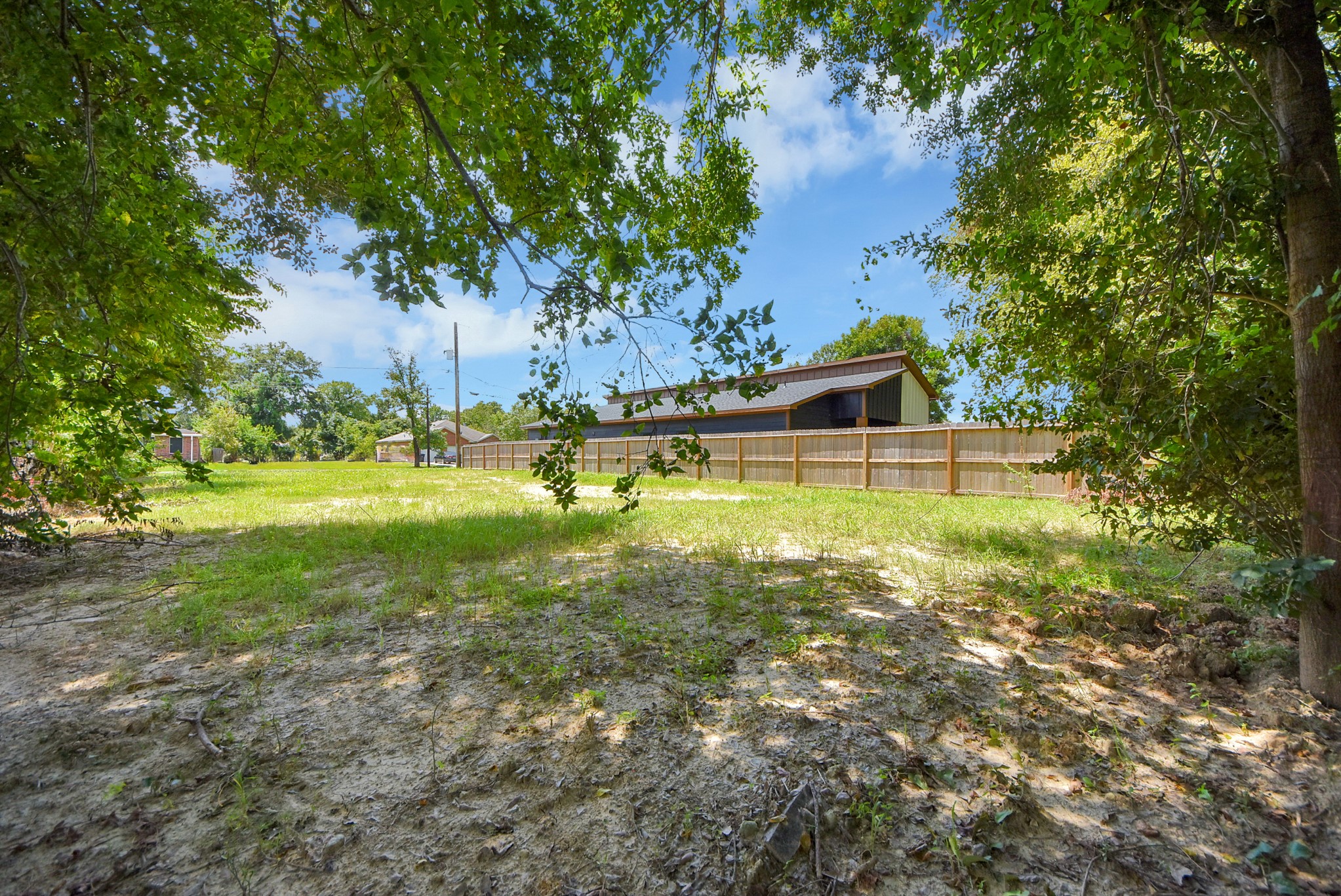 8113 Hamlet Street Property Photo 26