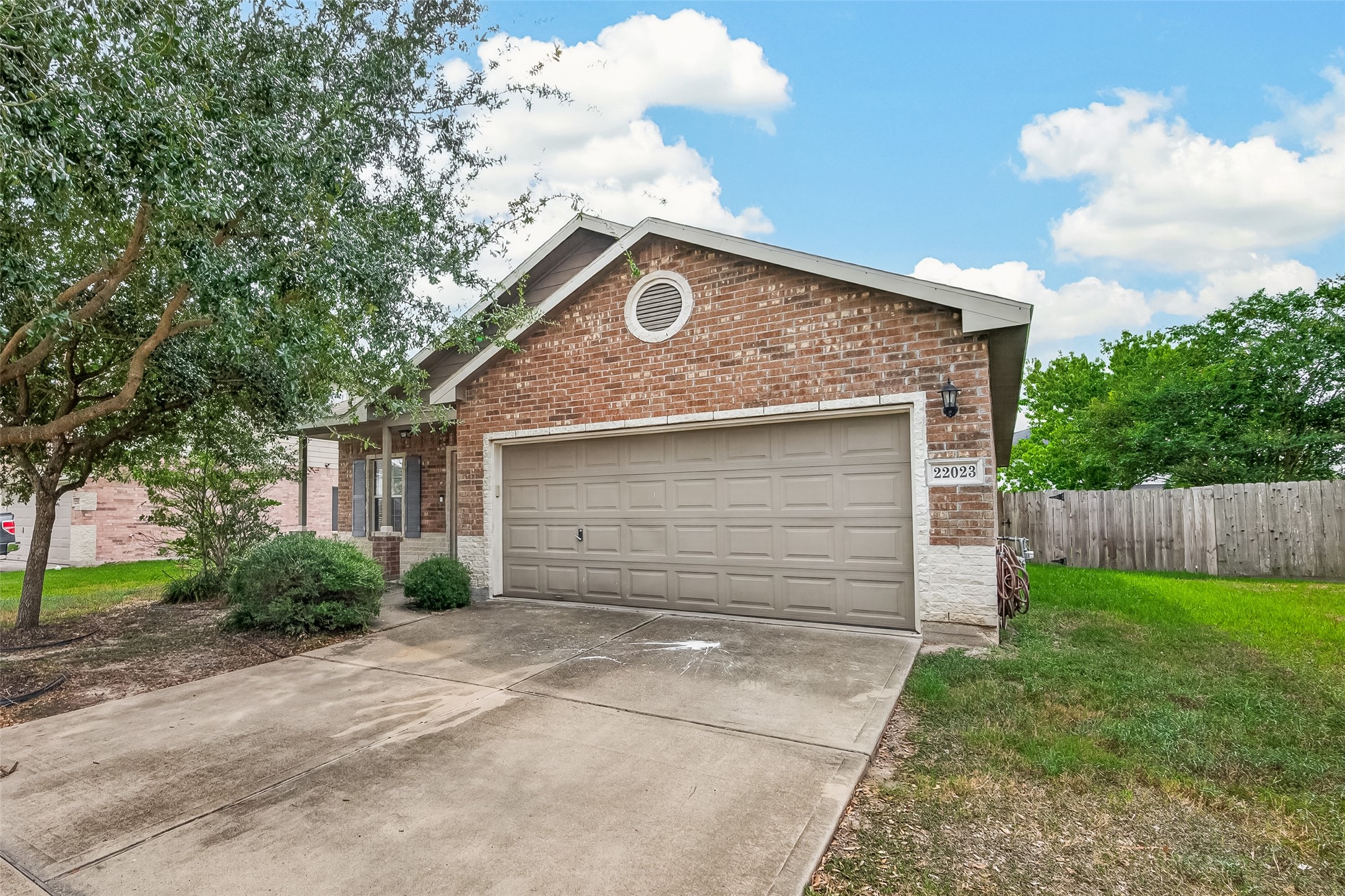 22023 Westerpine Lane Property Photo 4