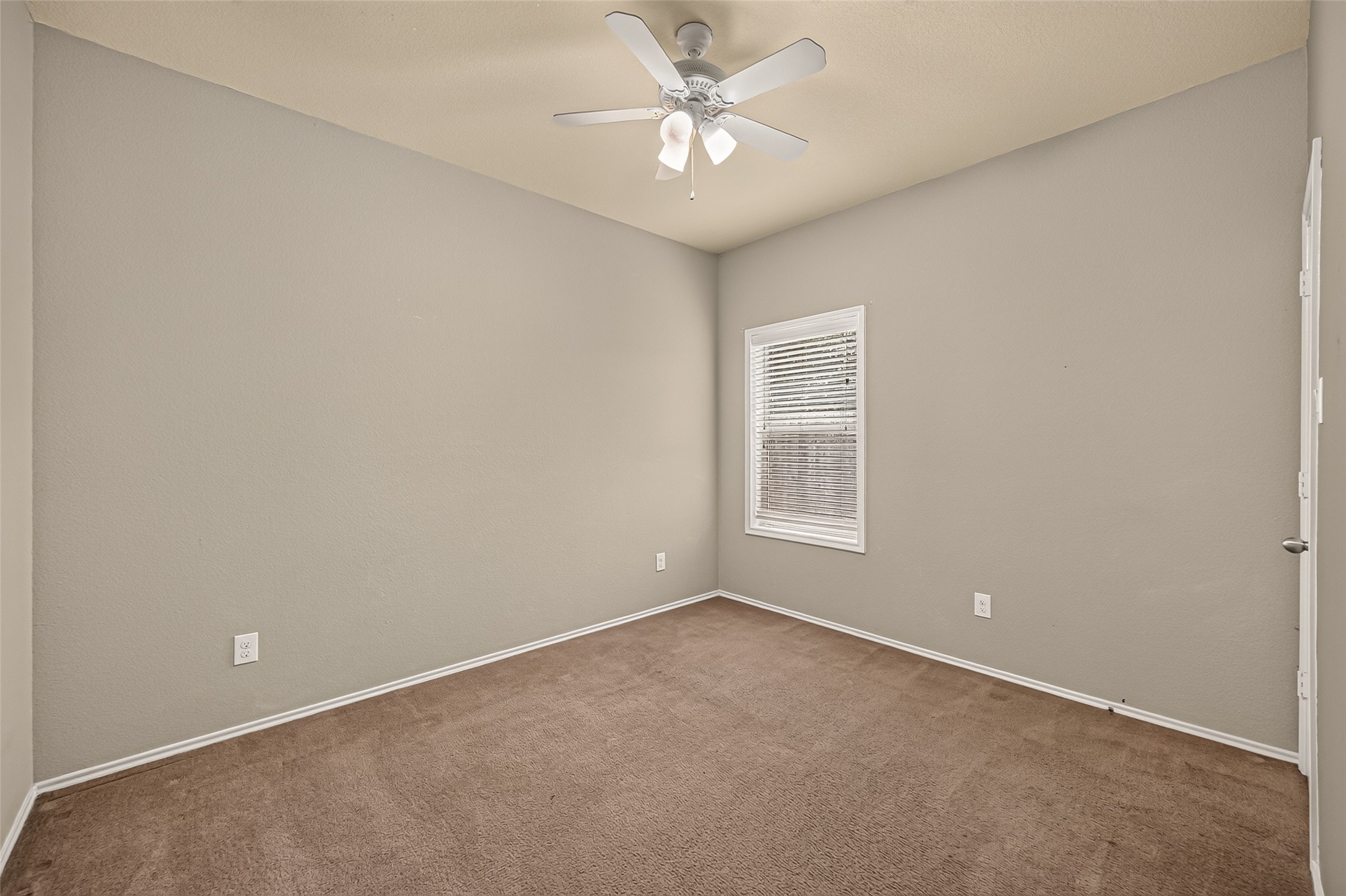 22023 Westerpine Lane Property Photo 28