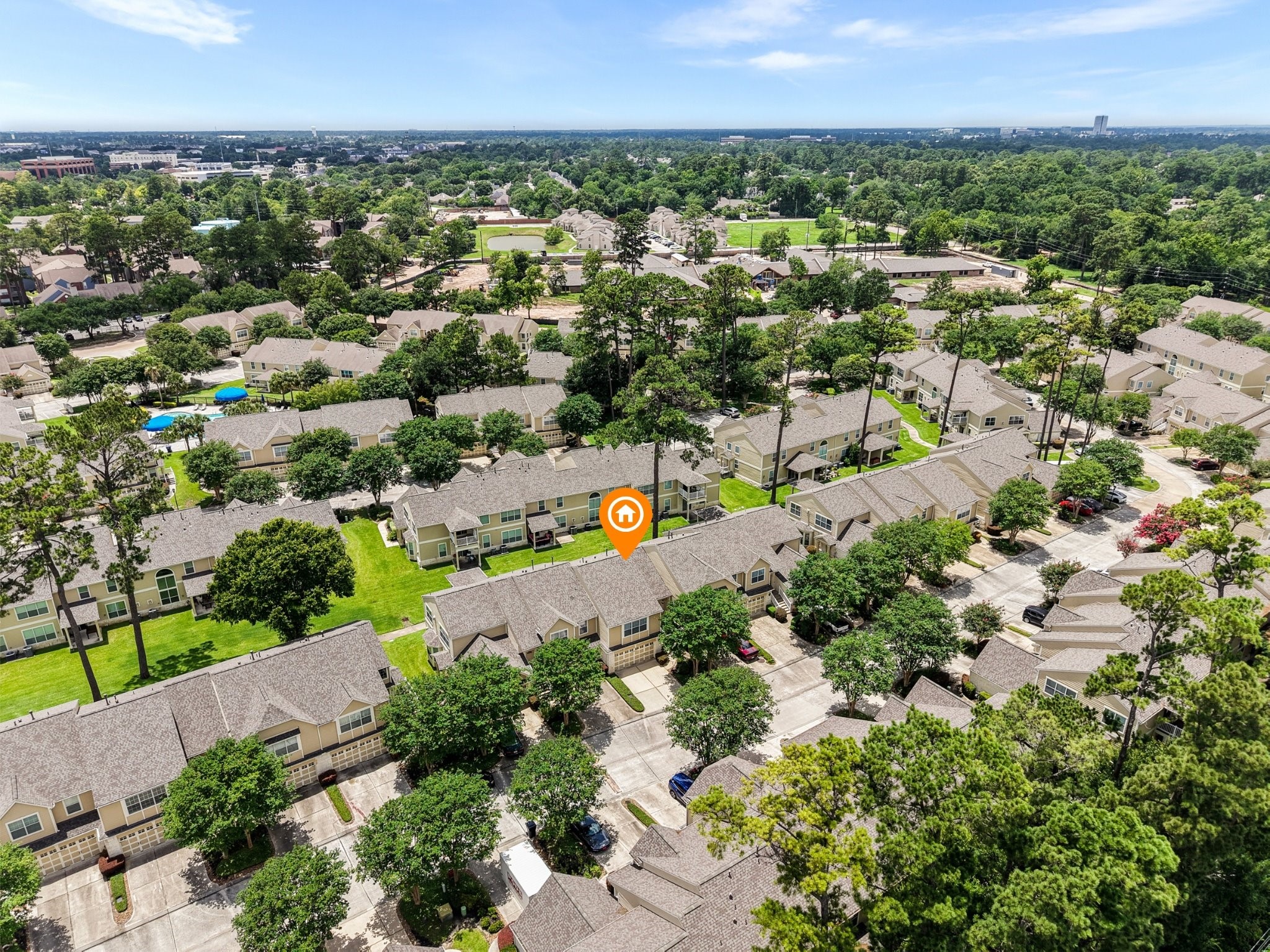 13600 Breton Ridge Street 31c Property Photo 4