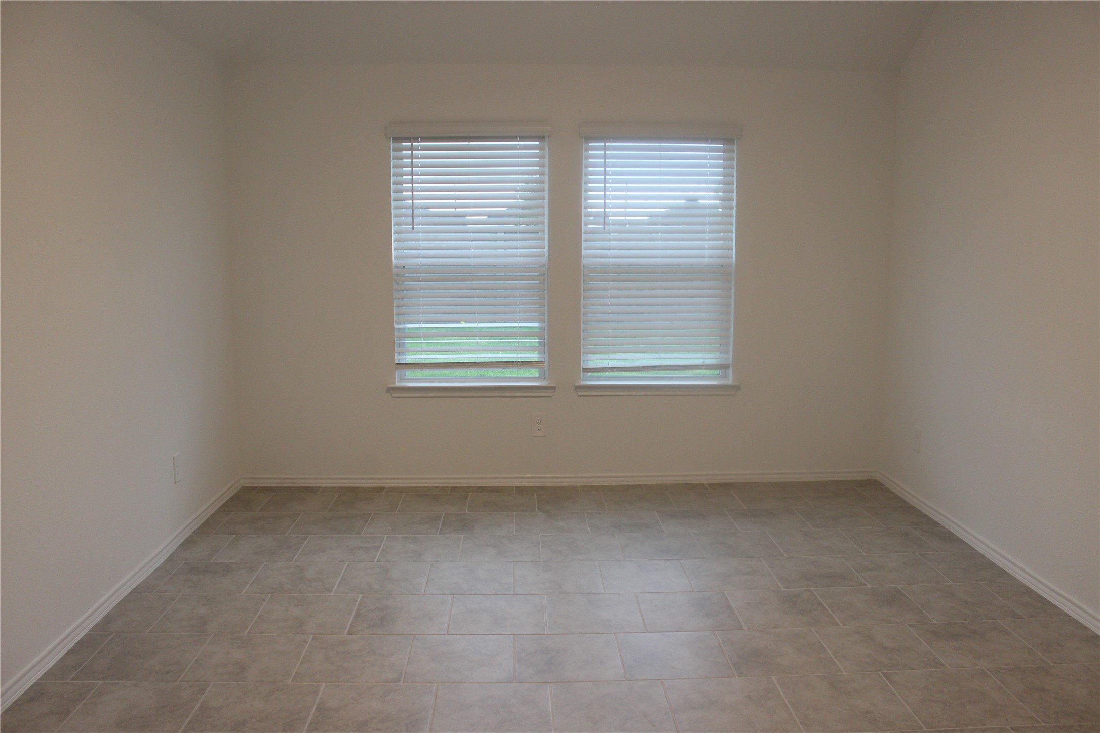 1142 Appaloosa Lane Property Photo 5