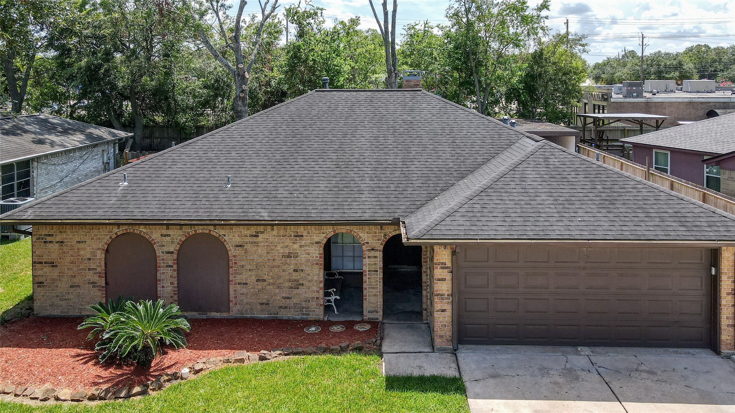 2105 Roland Rue Street Property Photo 1