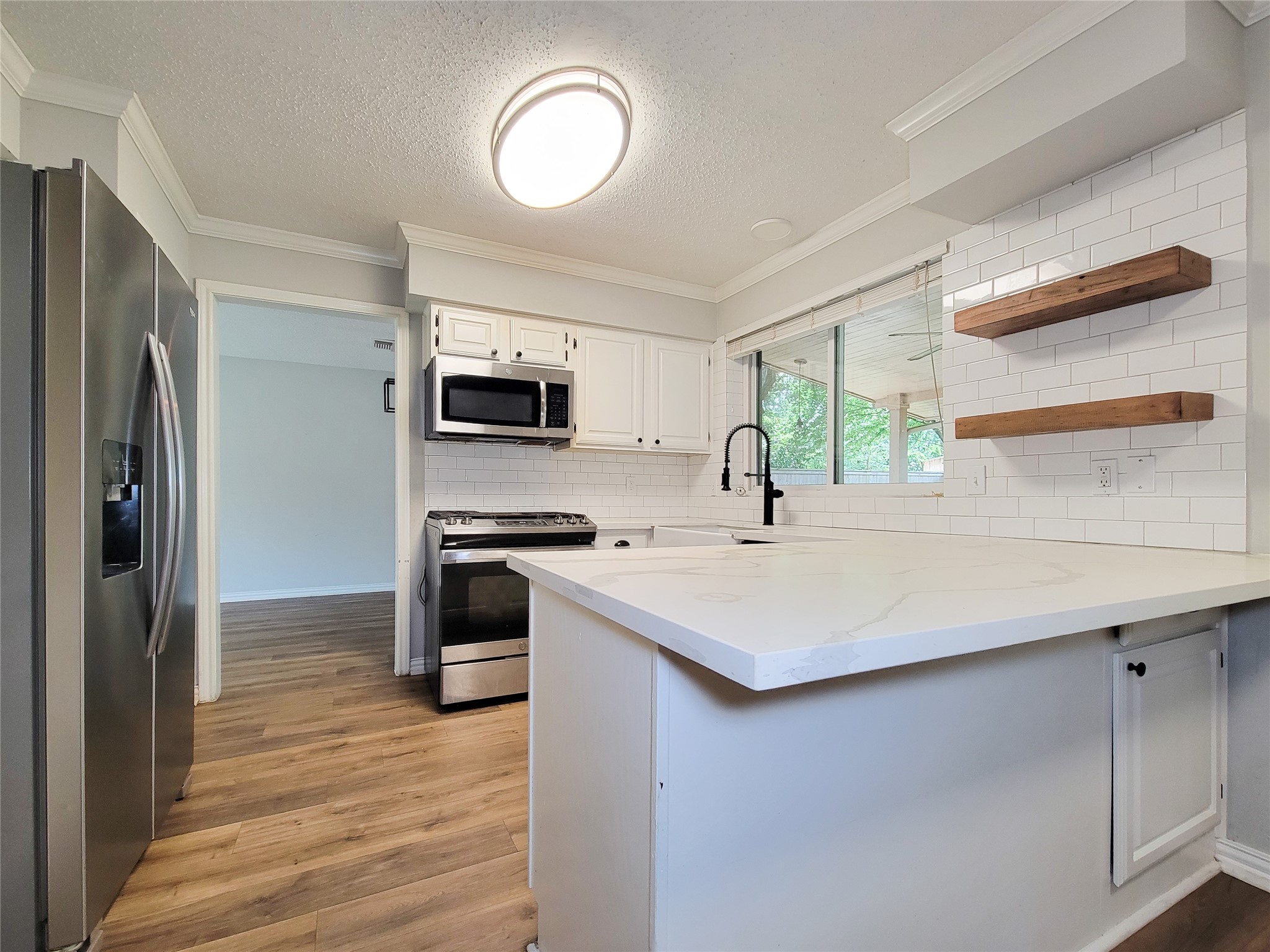 8123 Sunny Ridge Drive Property Photo 13