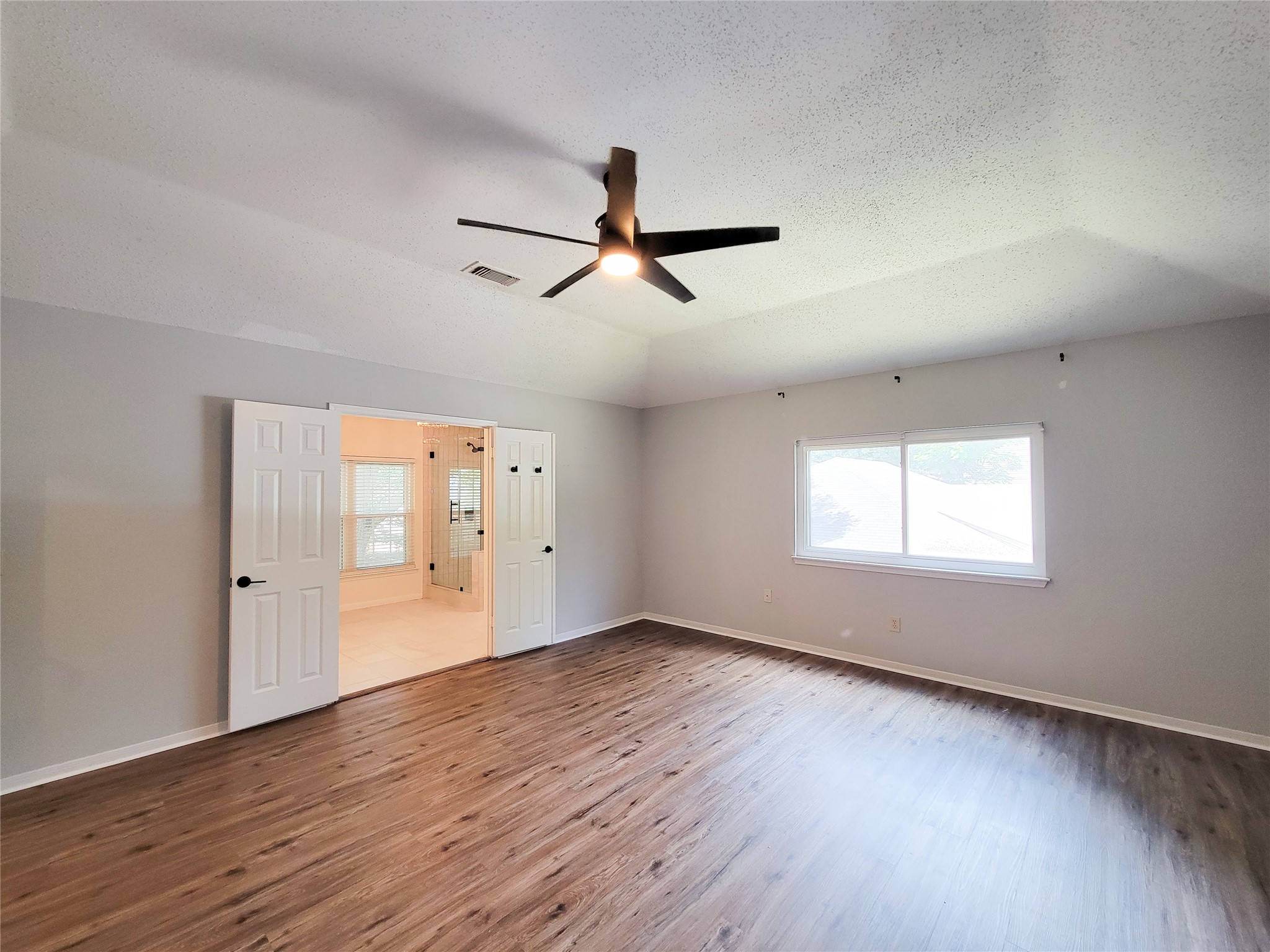 8123 Sunny Ridge Drive Property Photo 20