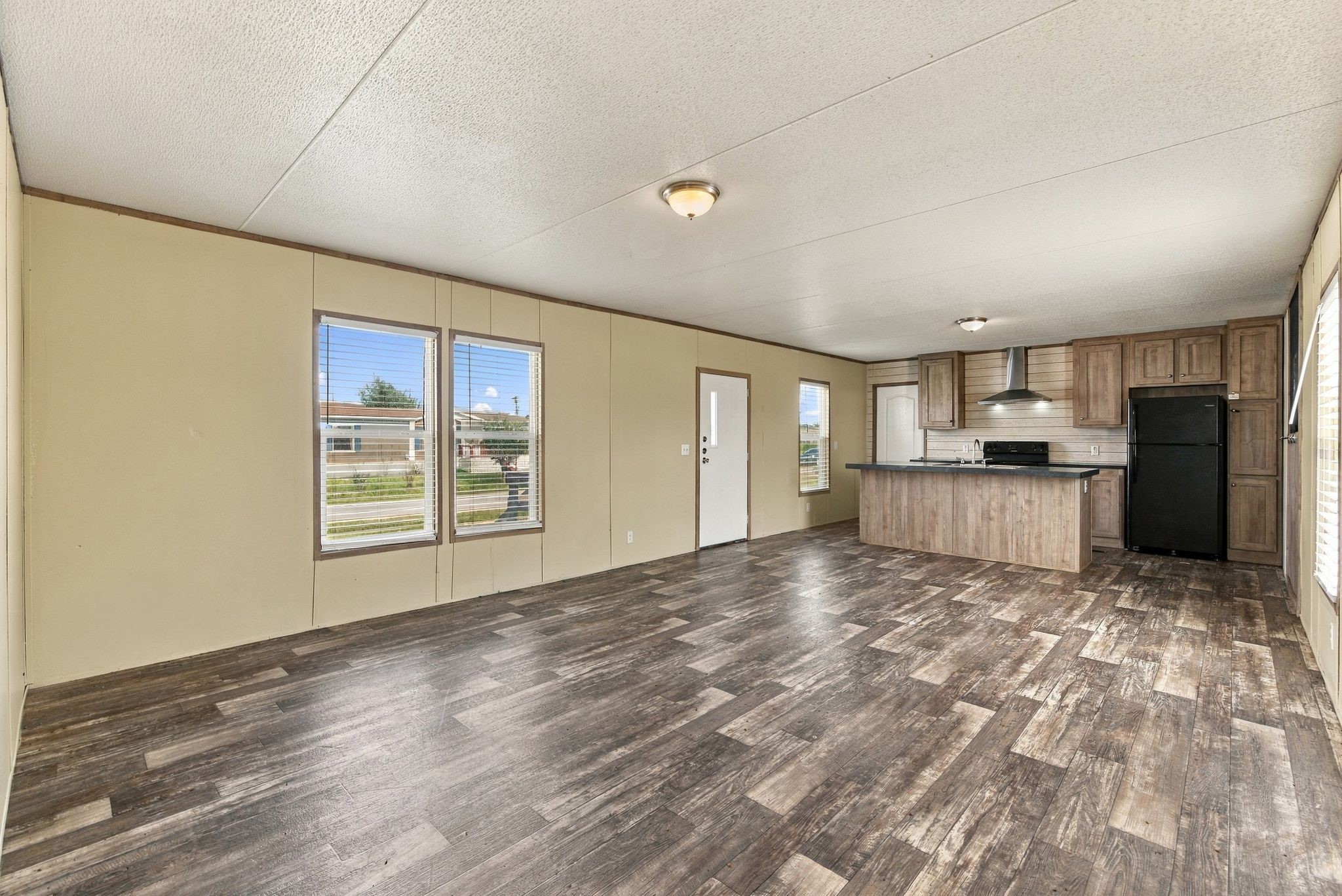 2245 Ben Boulevard Property Photo 7