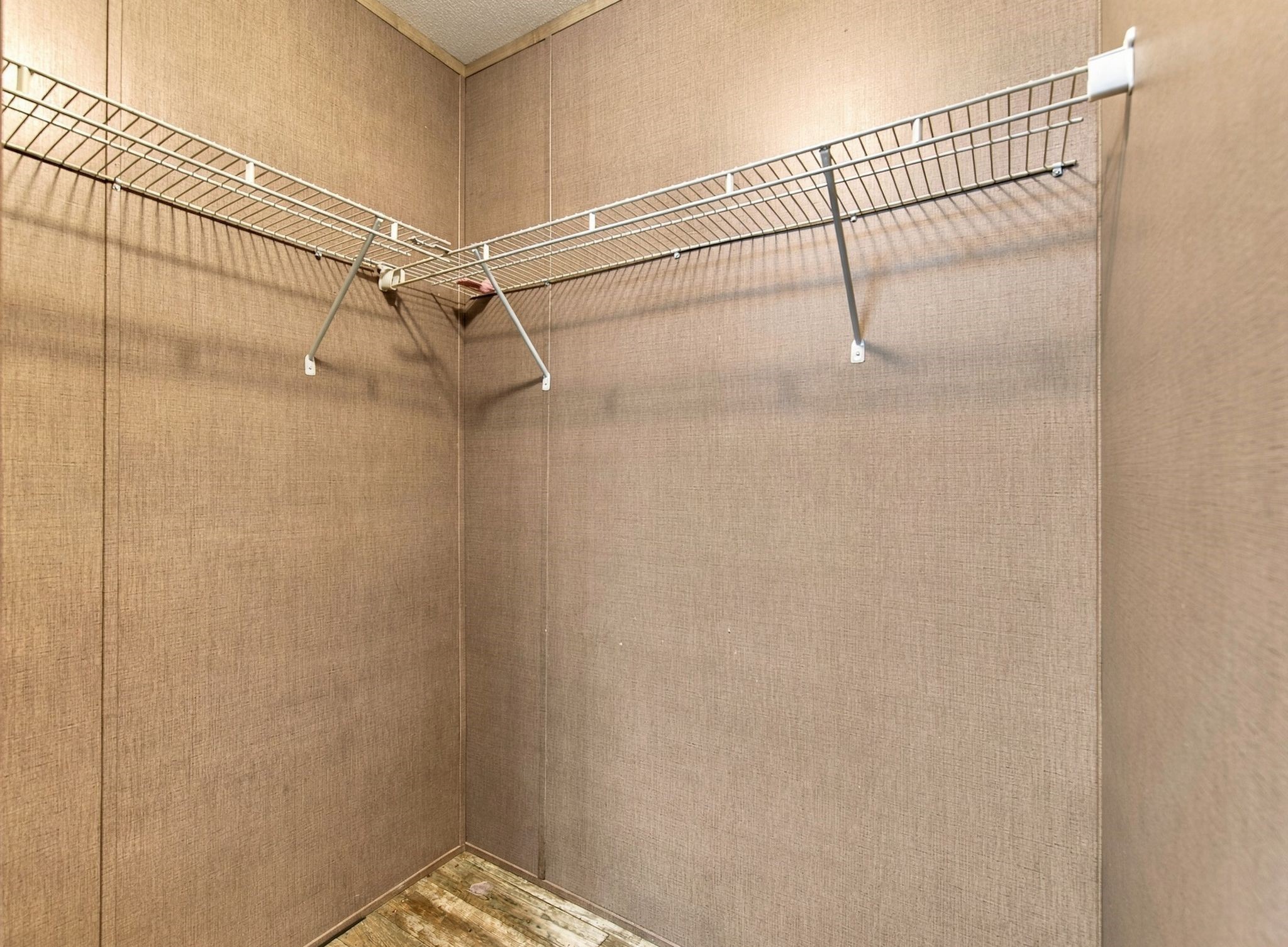 2245 Ben Boulevard Property Photo 17