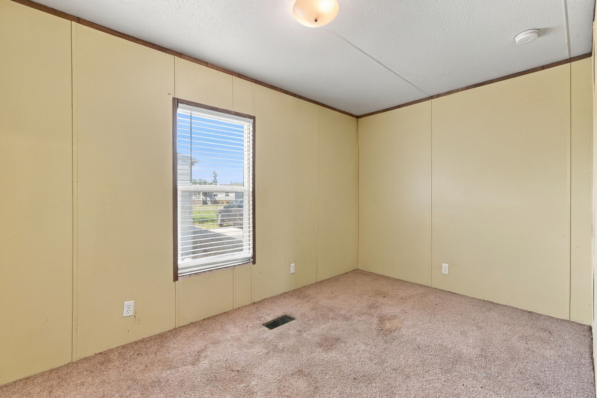 2245 Ben Boulevard Property Photo 19