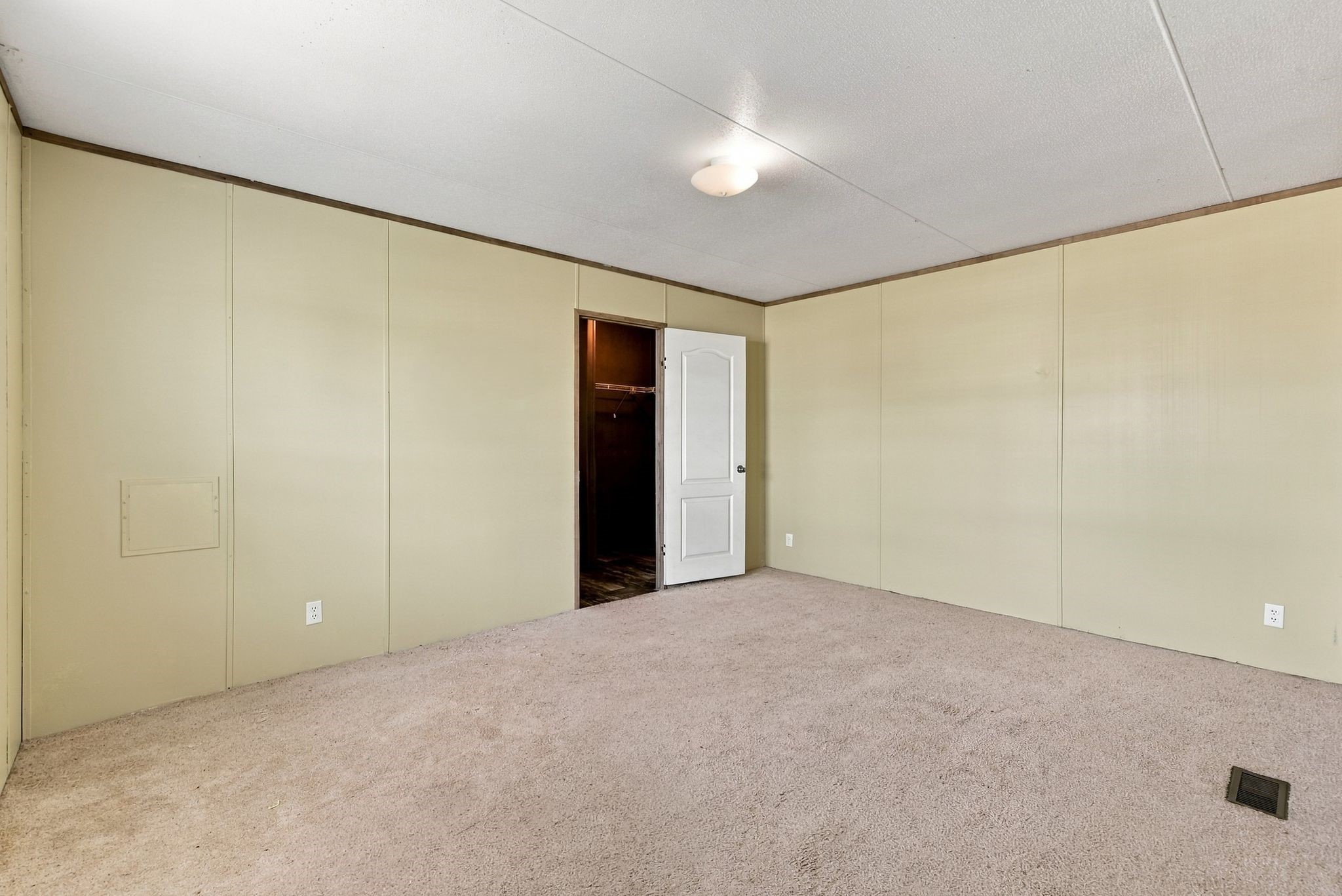 2245 Ben Boulevard Property Photo 20